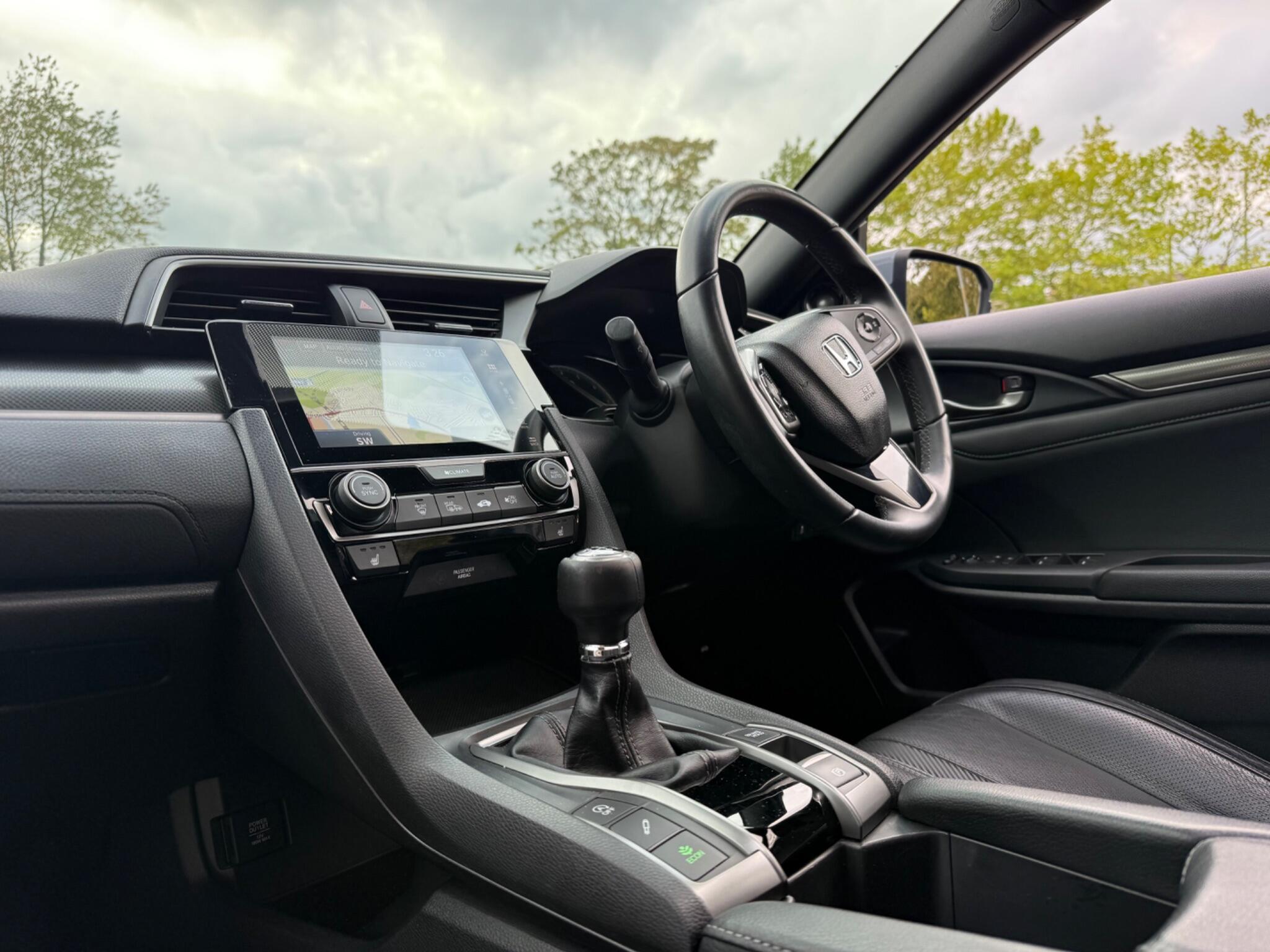 Honda Civic - Image 9