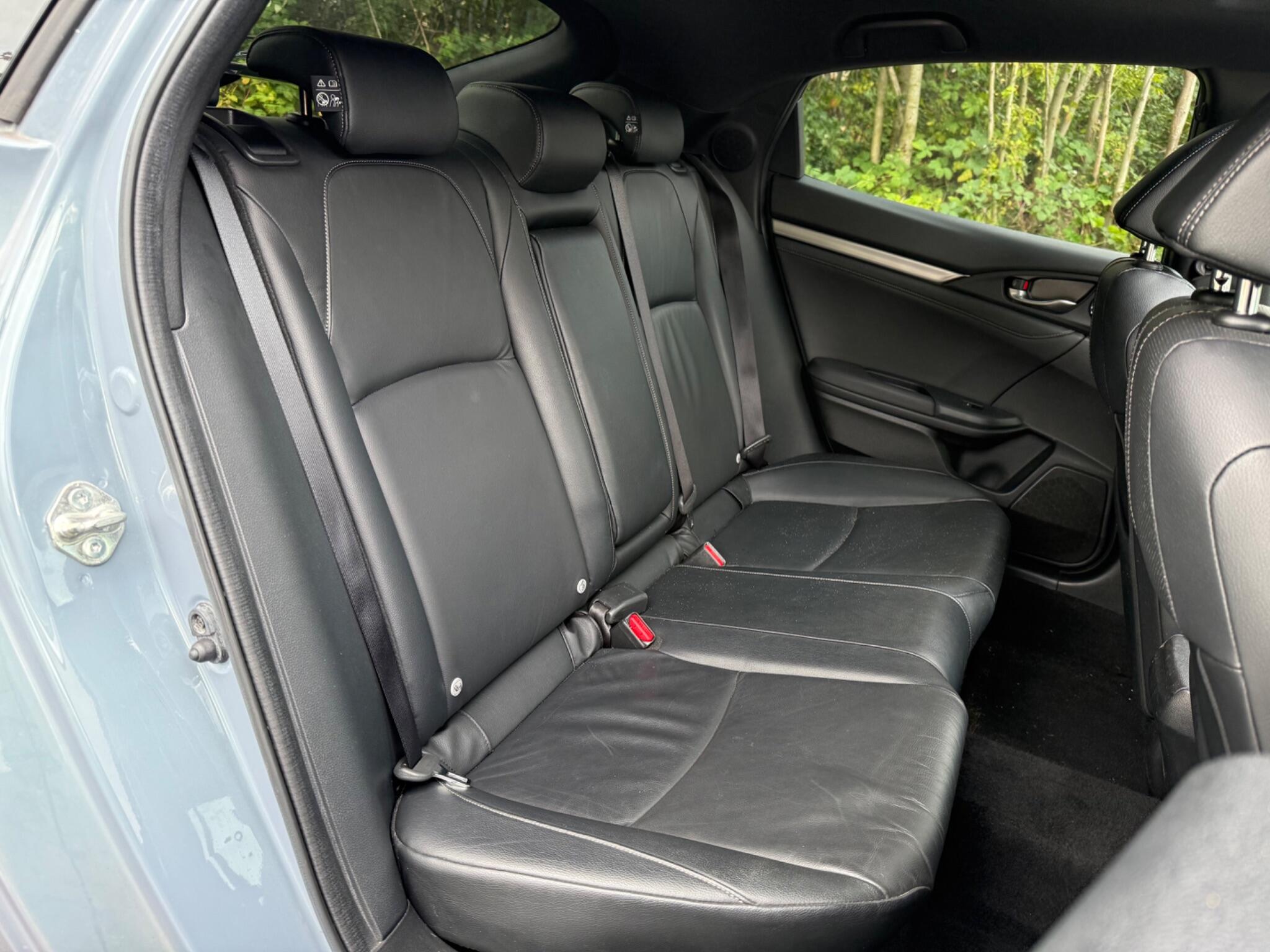 Honda Civic - Image 13