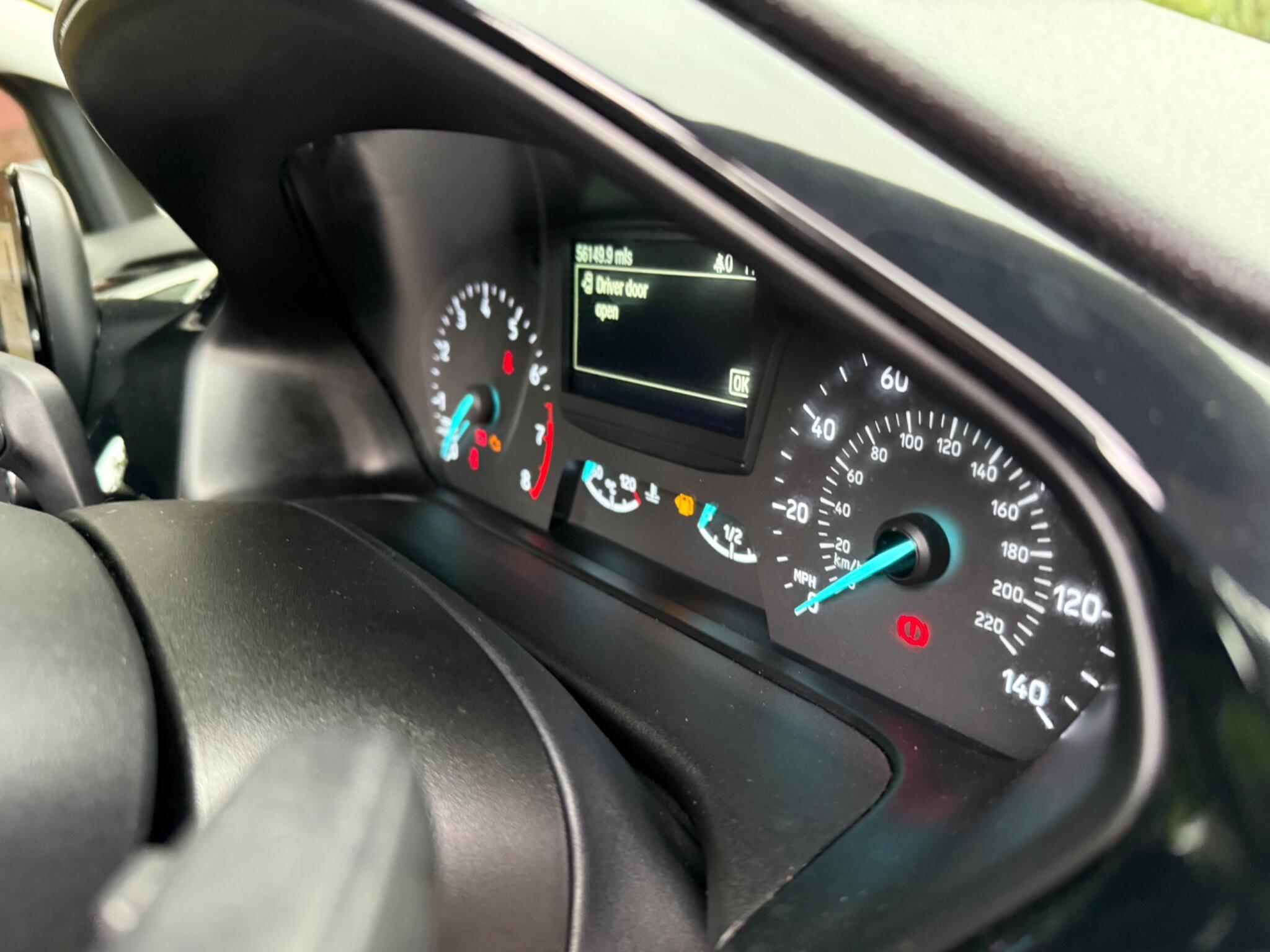 Ford Fiesta - Image 11