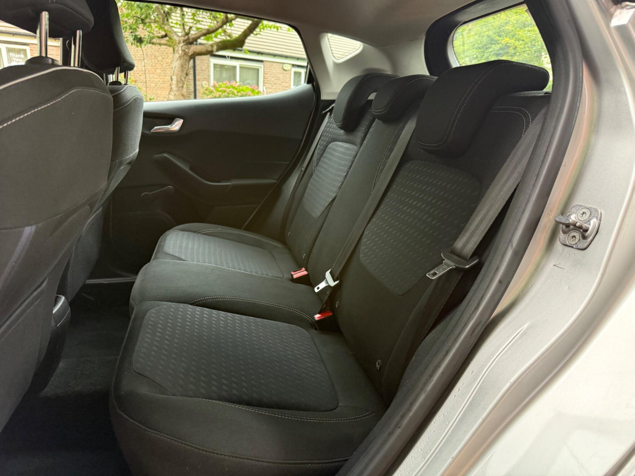 Ford Fiesta - Image 15