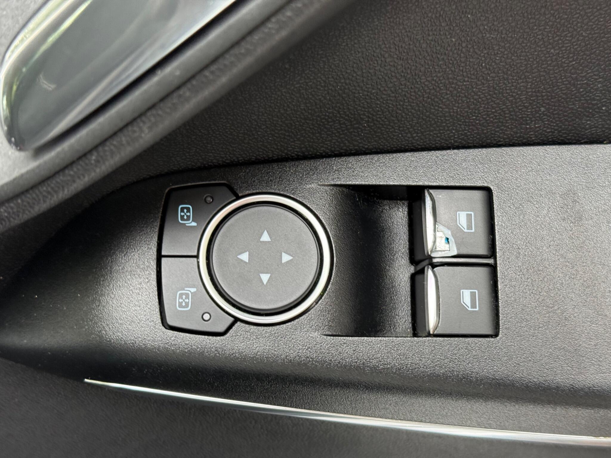 Ford Fiesta - Image 17
