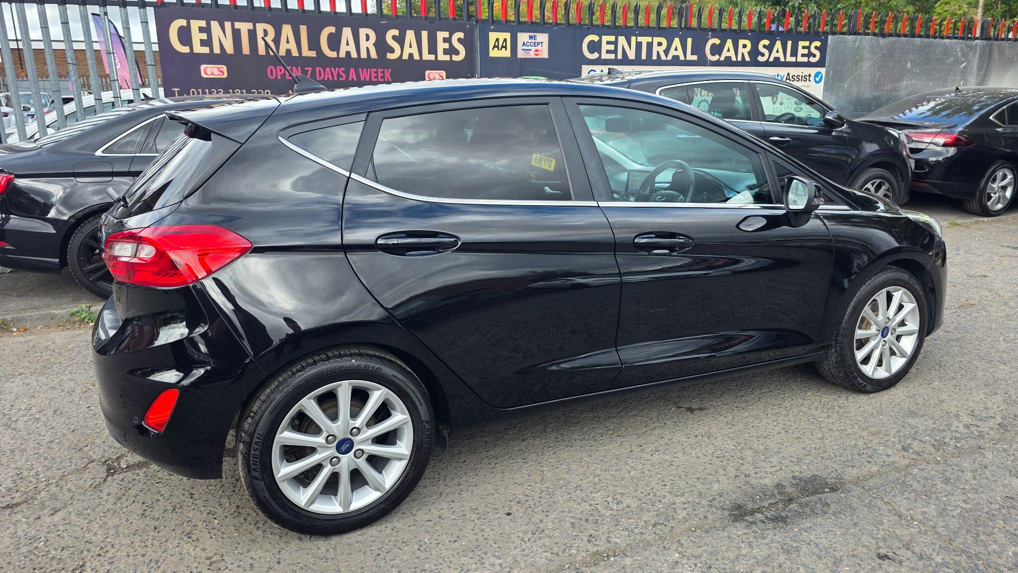 Ford Fiesta - Image 8