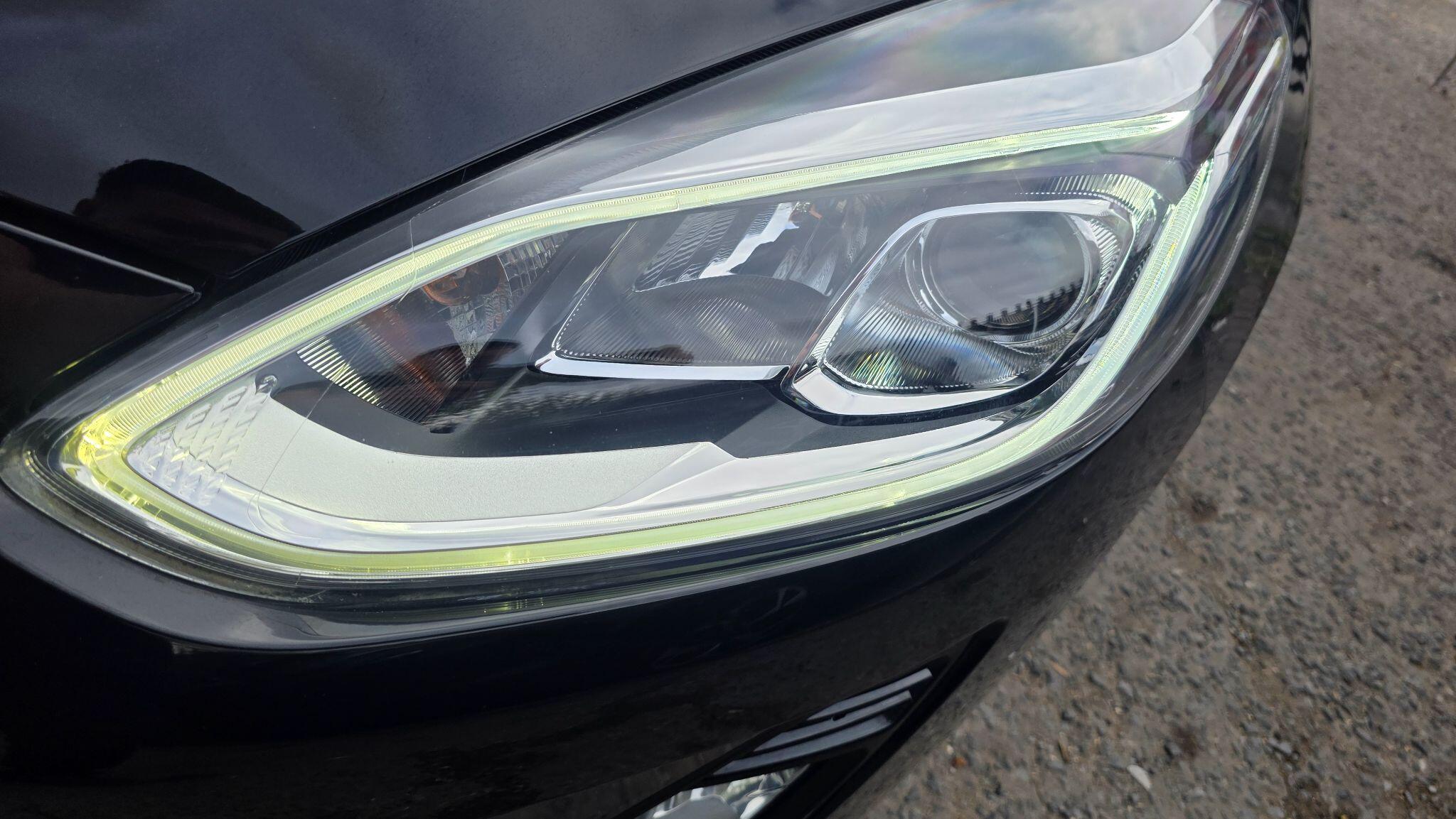 Ford Fiesta - Image 10