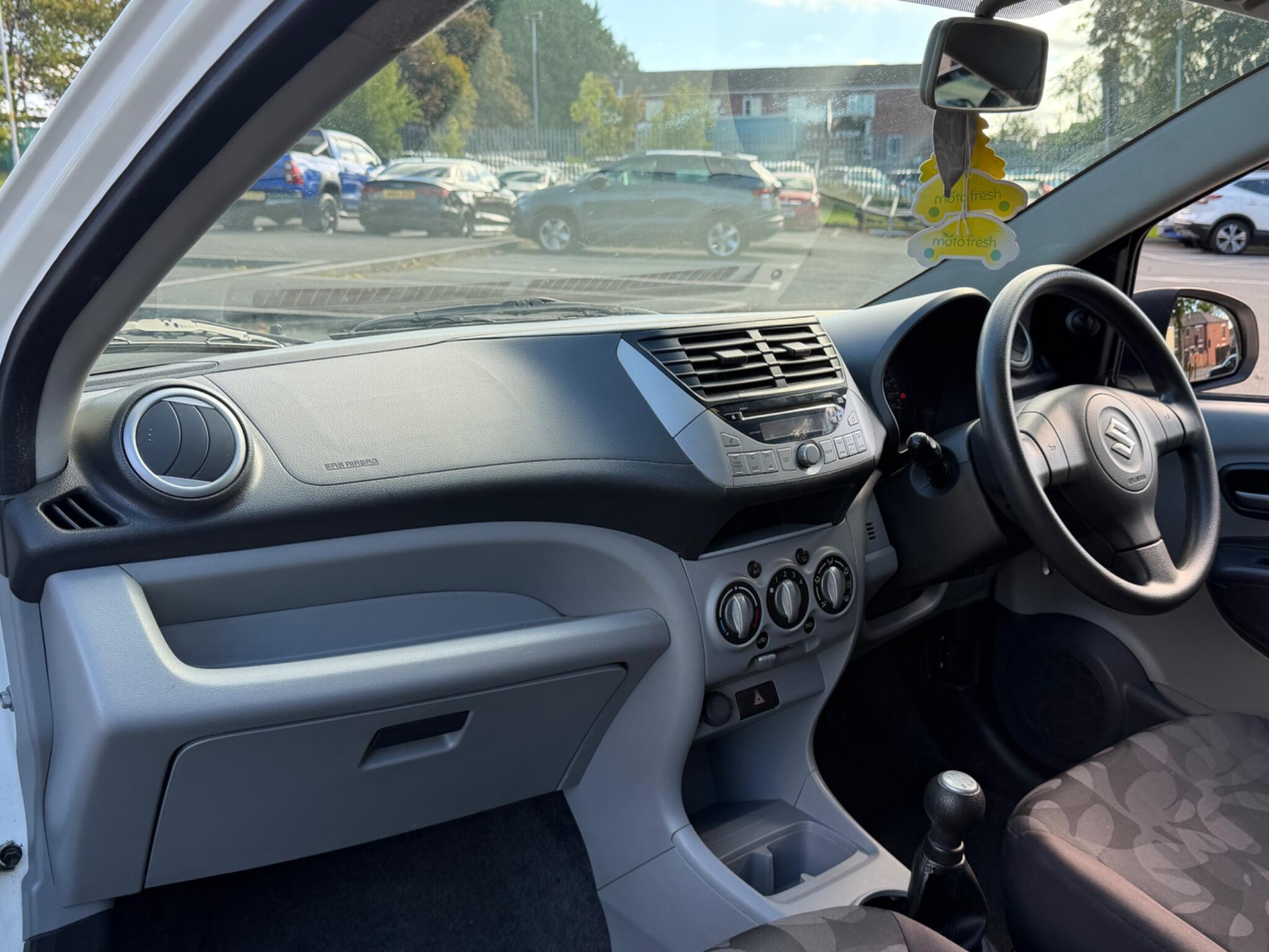 Suzuki Alto - Image 9