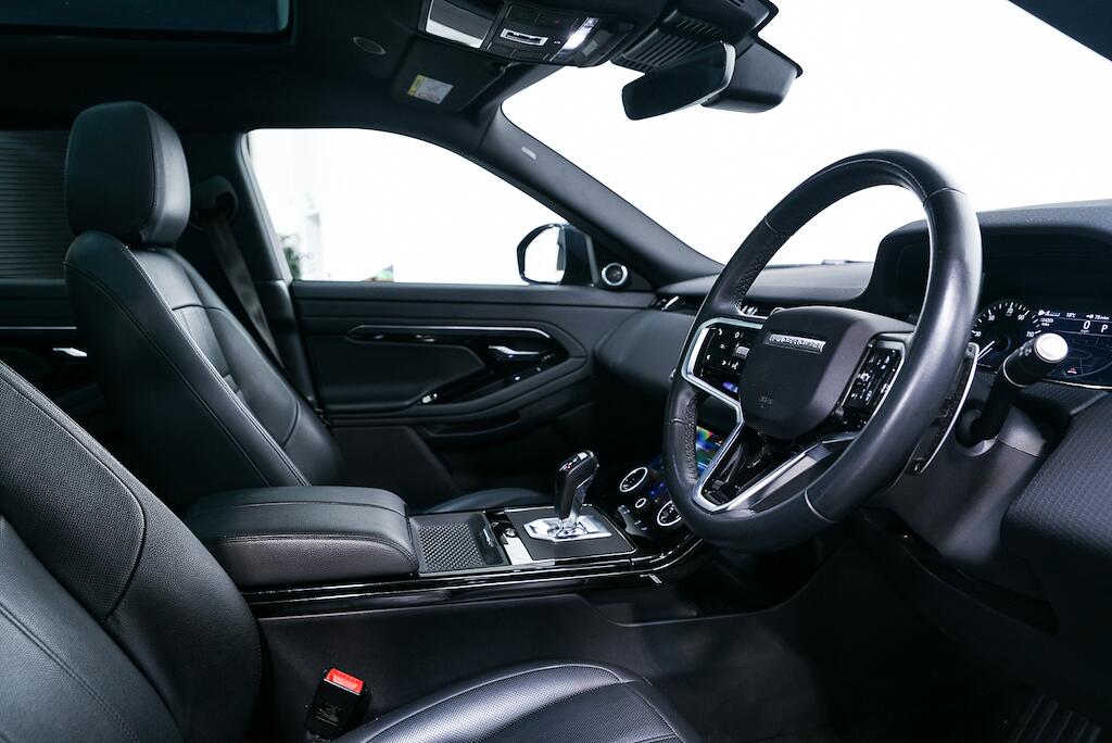 Land Rover Range Rover Evoque - Image 11