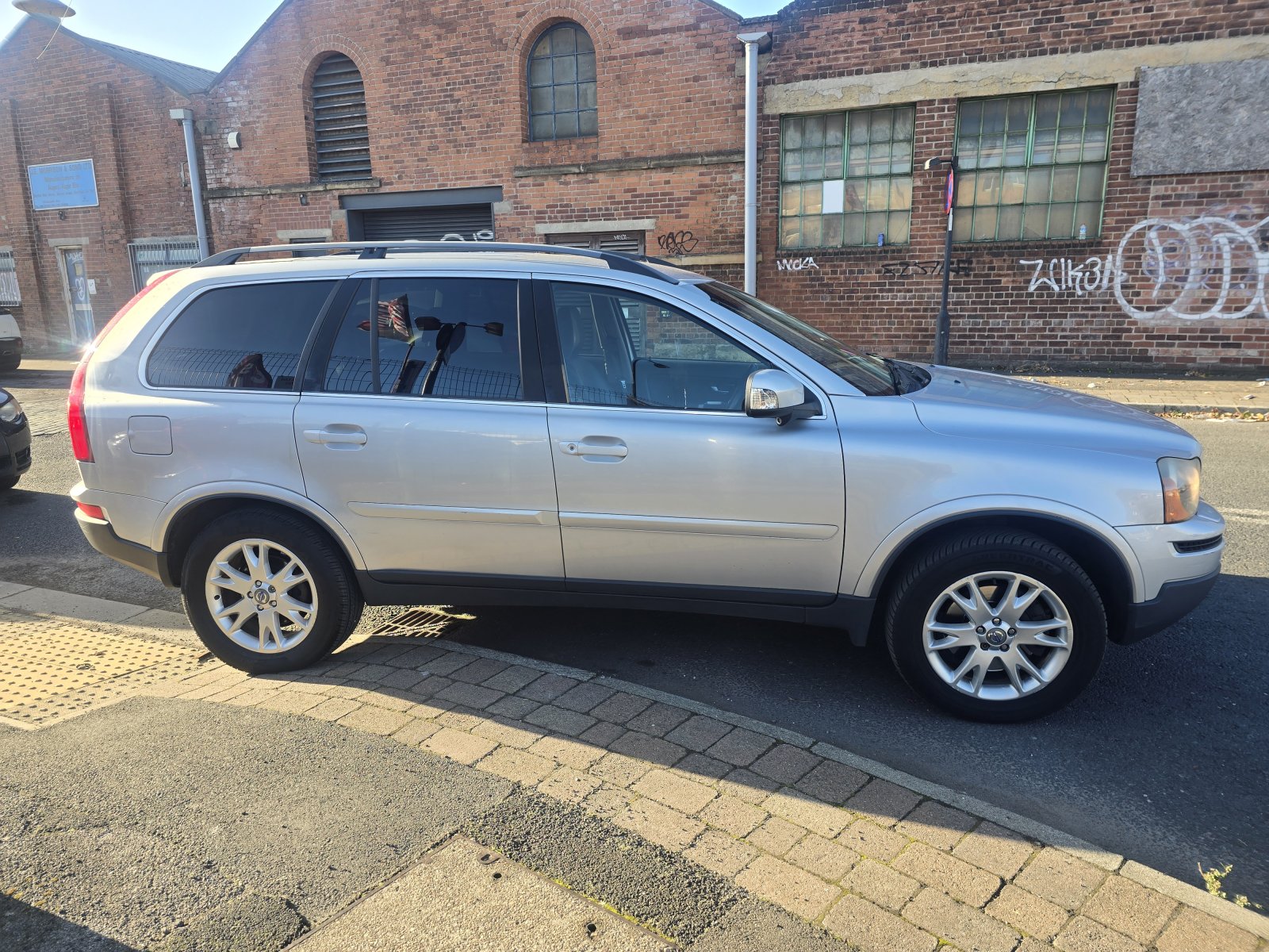 Volvo XC90 - Image 3