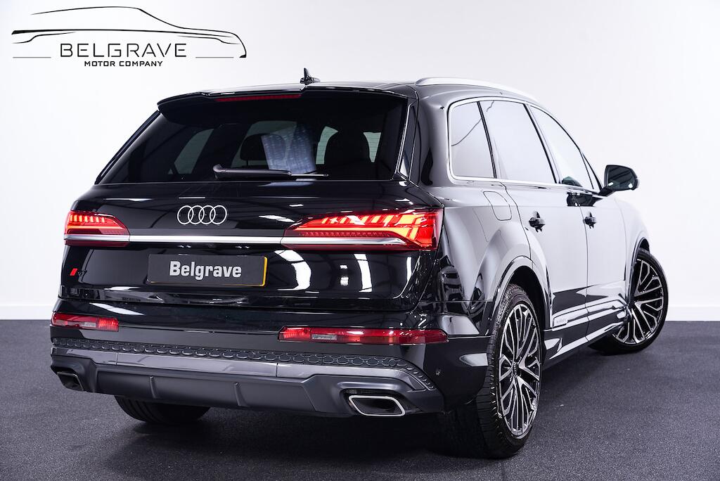 Audi Q7 - Image 3