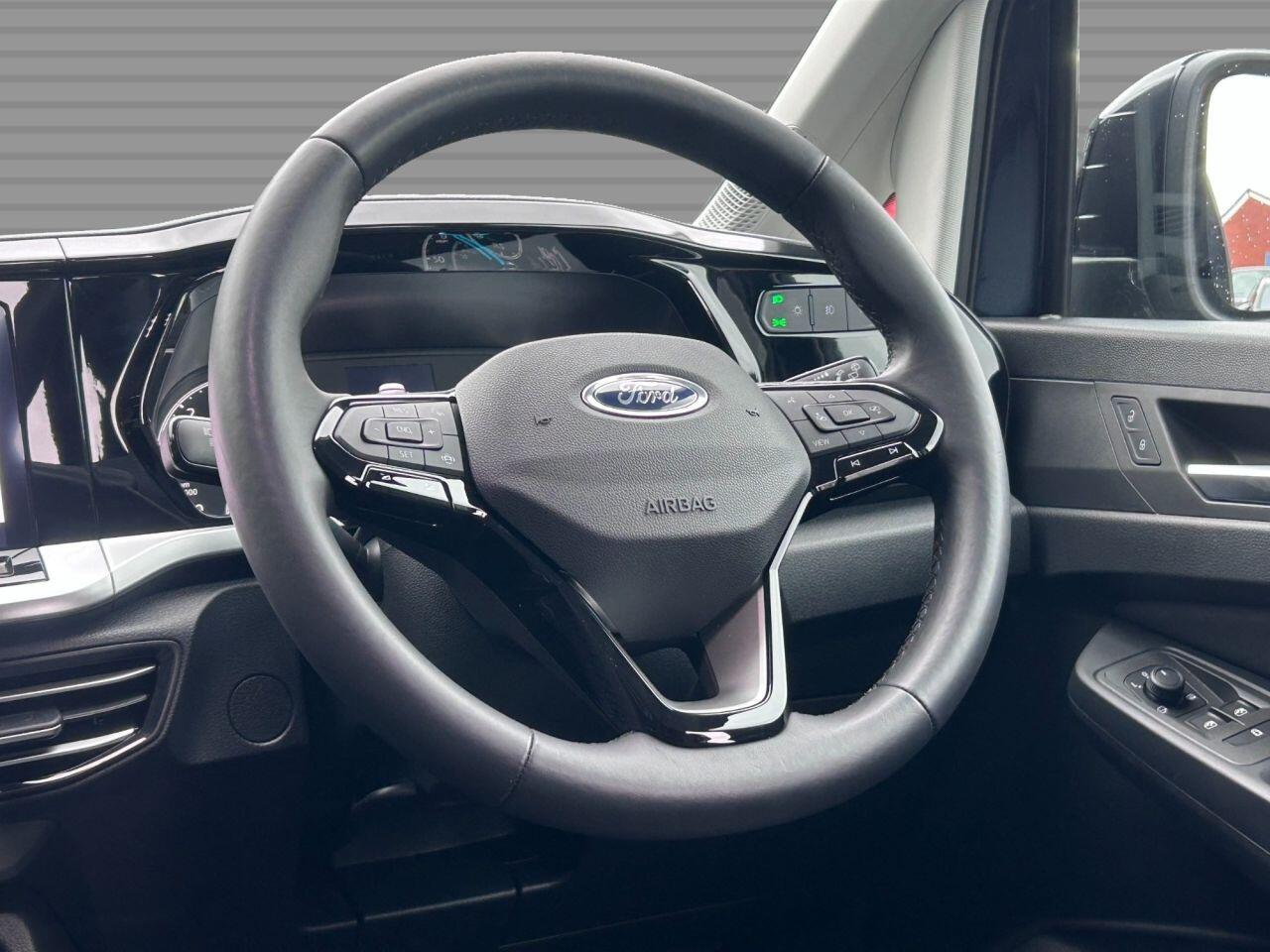 Ford Grand Tourneo Connect - Image 16