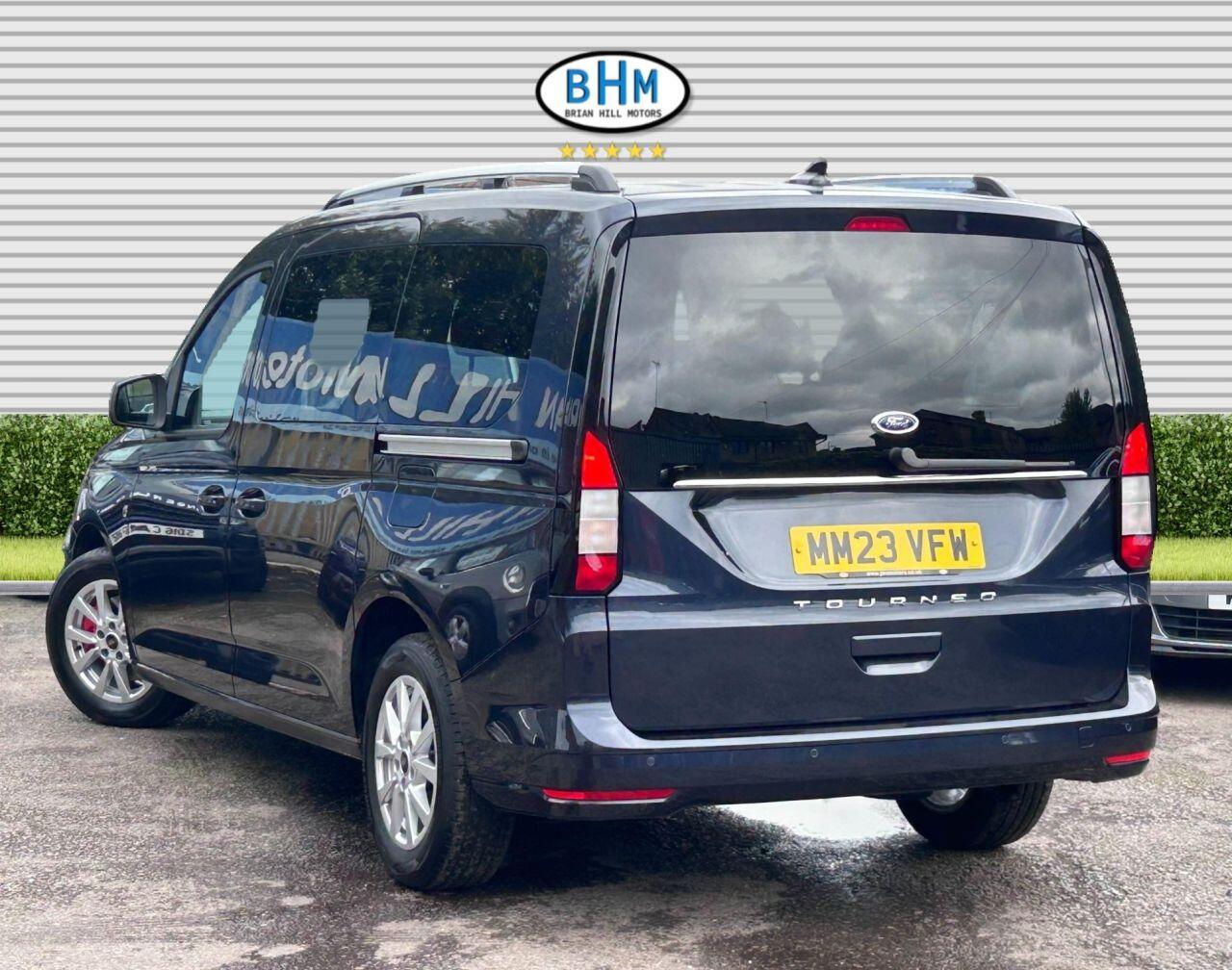 Ford Grand Tourneo Connect - Image 18