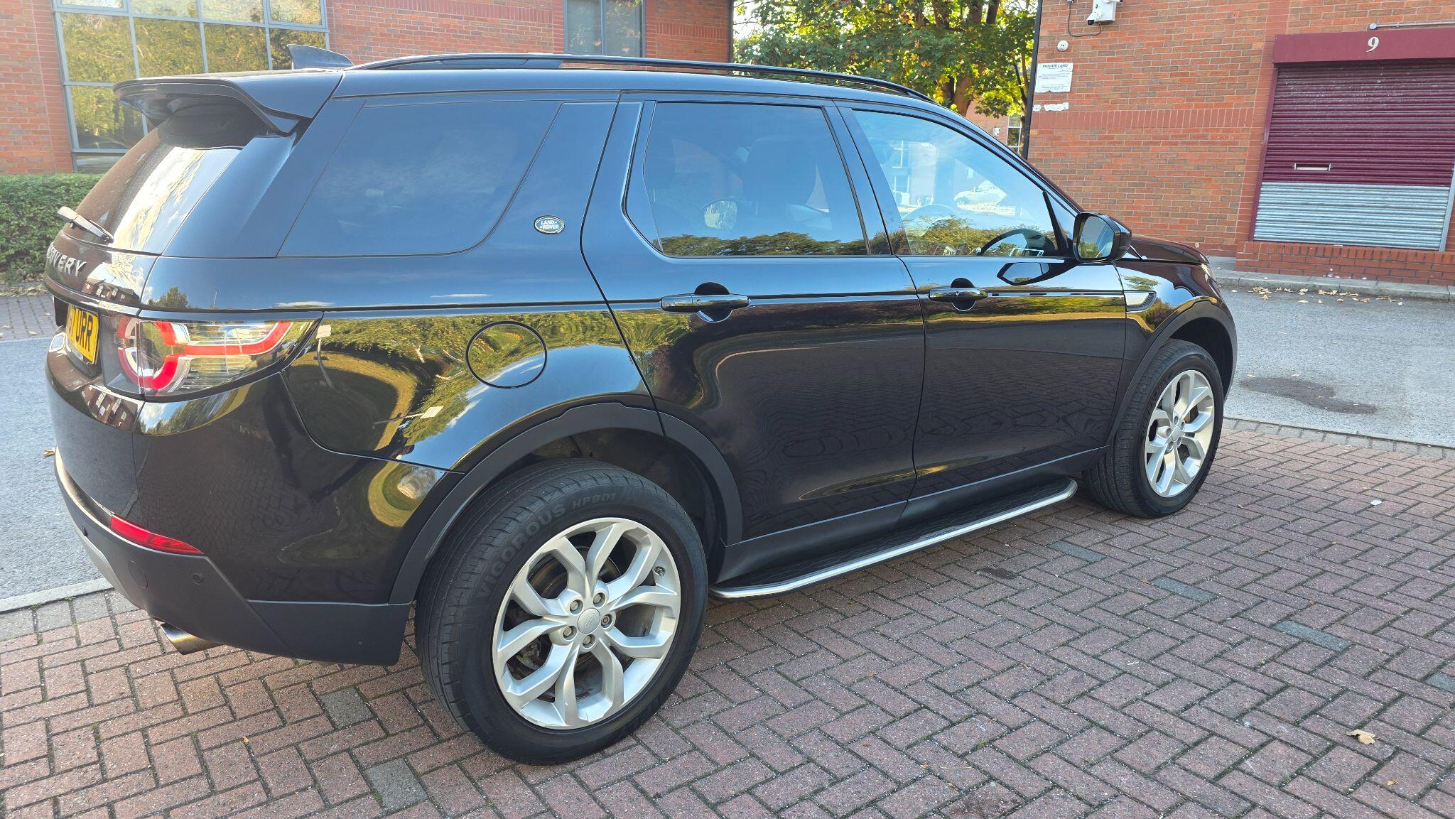 Land Rover DISCOVERY SPORT - Image 8