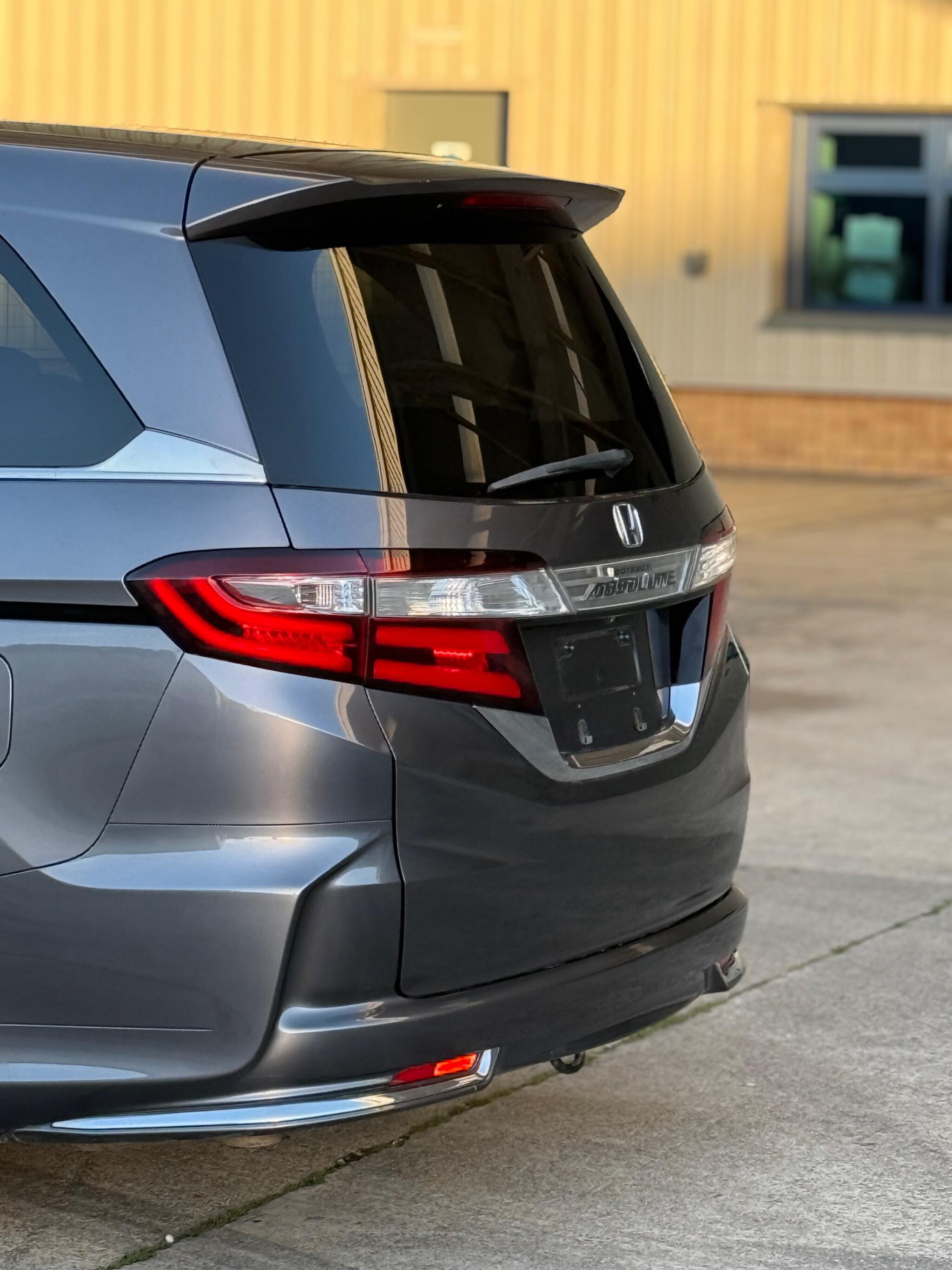 Honda Odyssey - Image 13