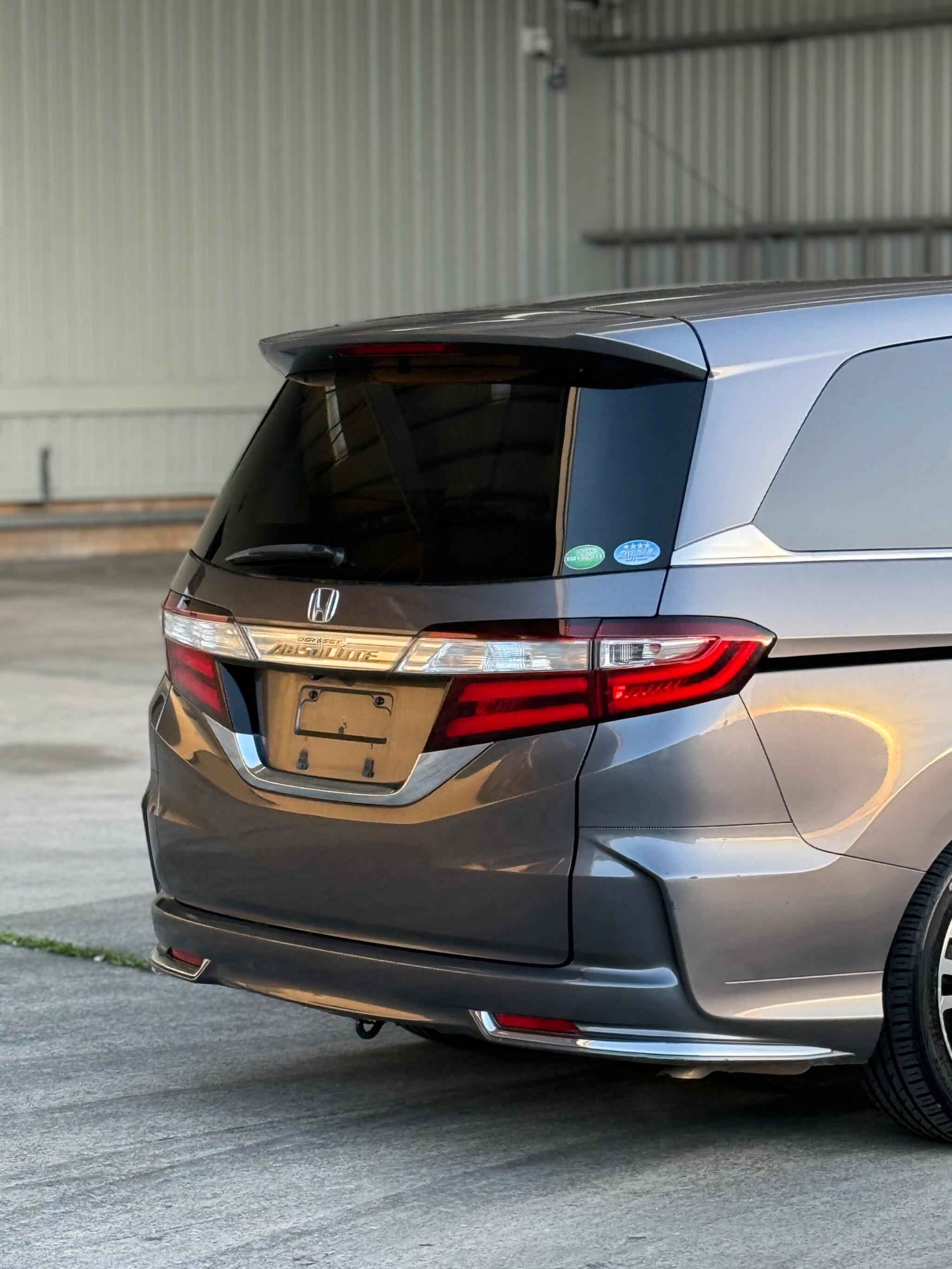 Honda Odyssey - Image 18