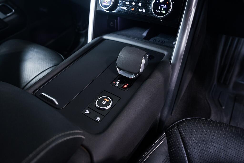 Land Rover Discovery - Image 16