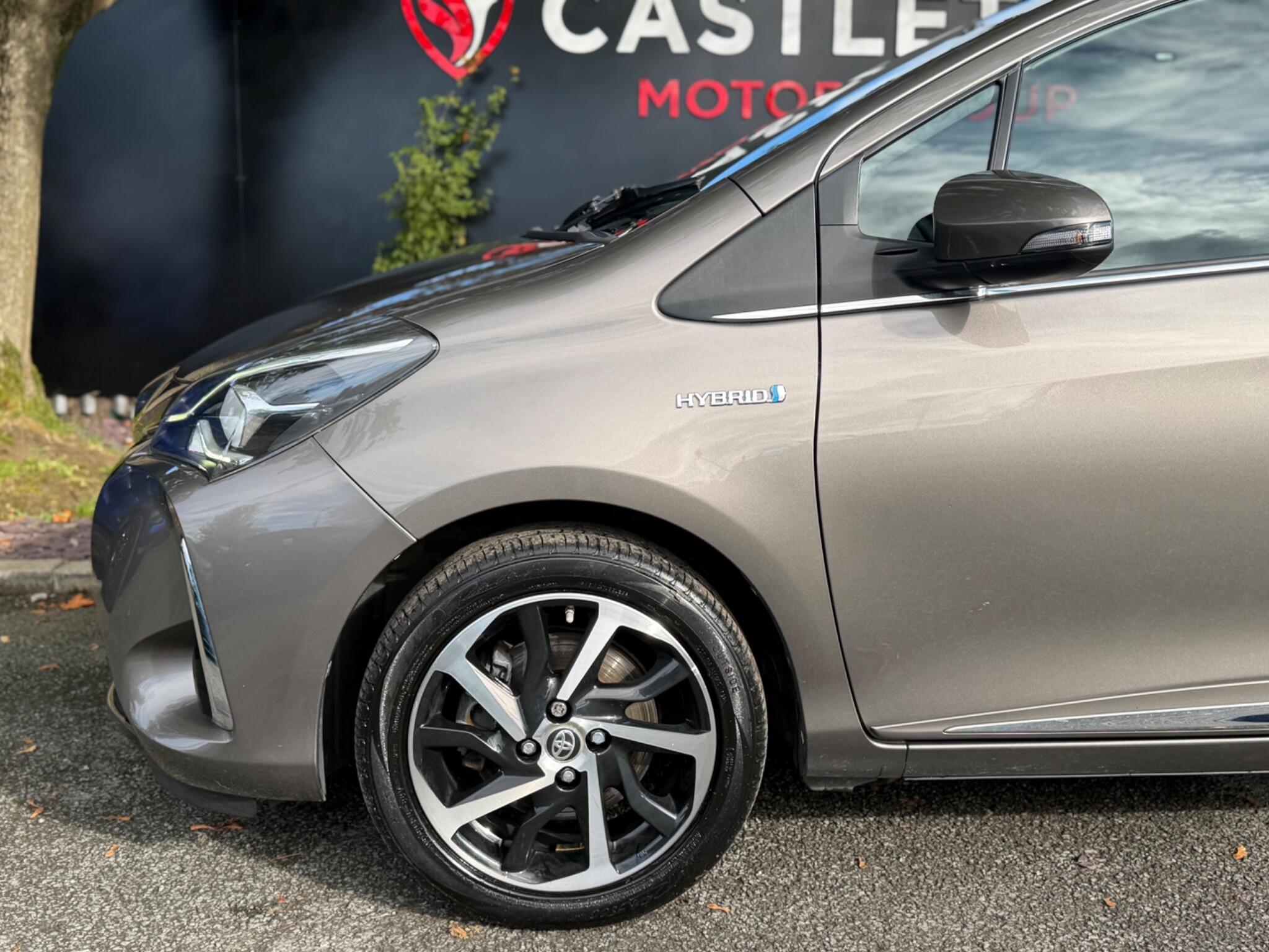 Toyota Yaris - Image 8