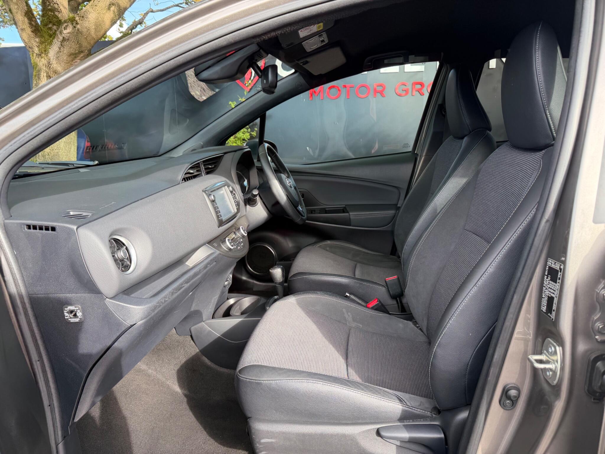 Toyota Yaris - Image 12