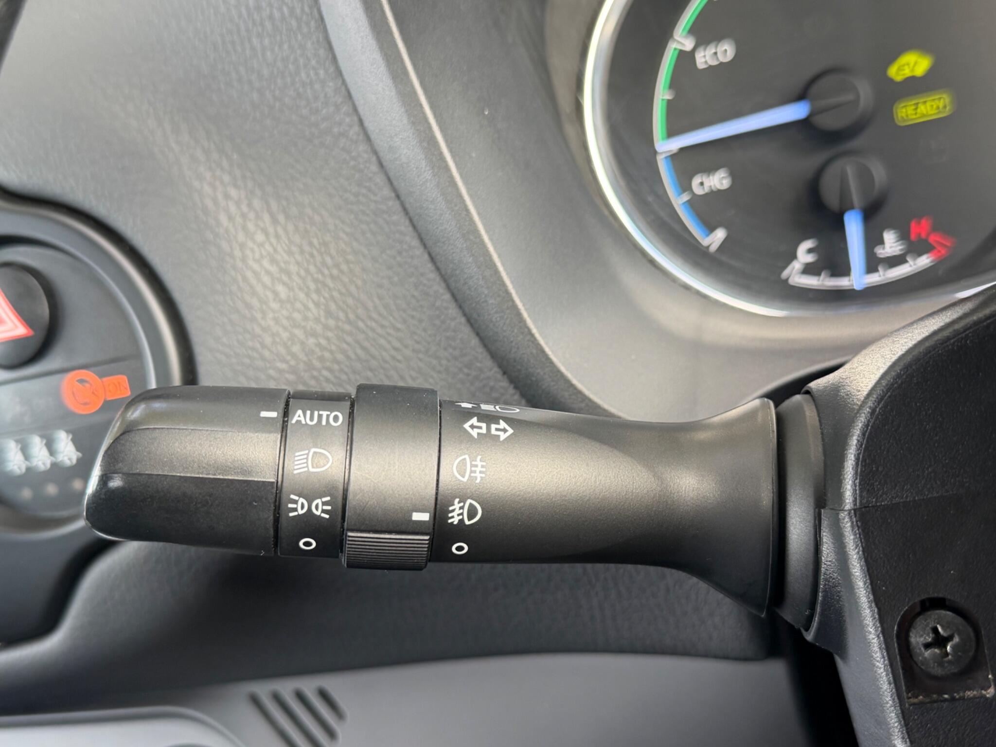 Toyota Yaris - Image 20