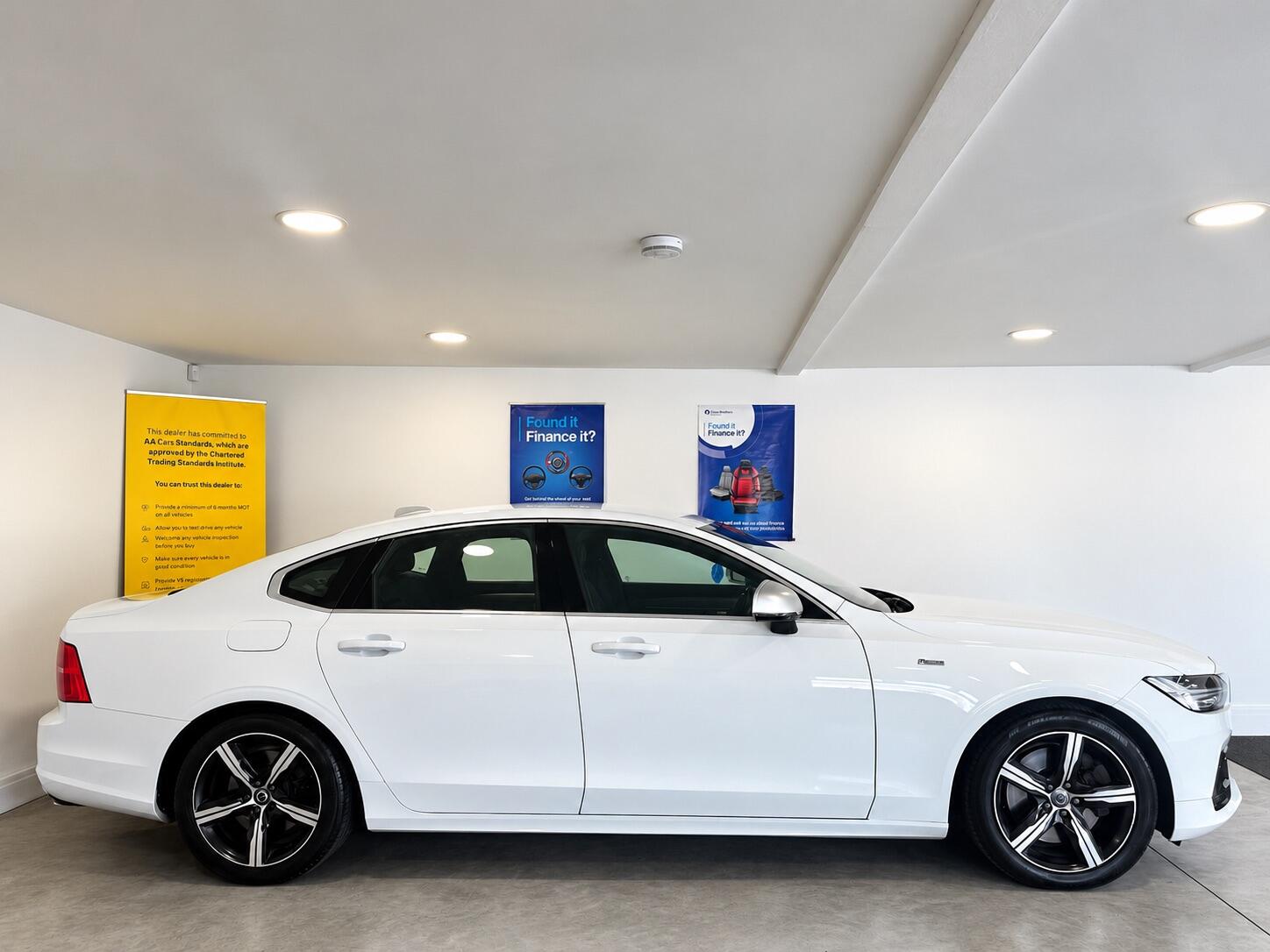 Volvo S90 - Image 7