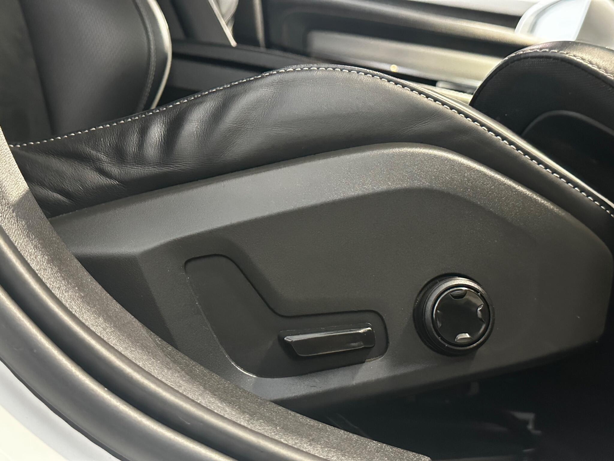 Volvo S90 - Image 14