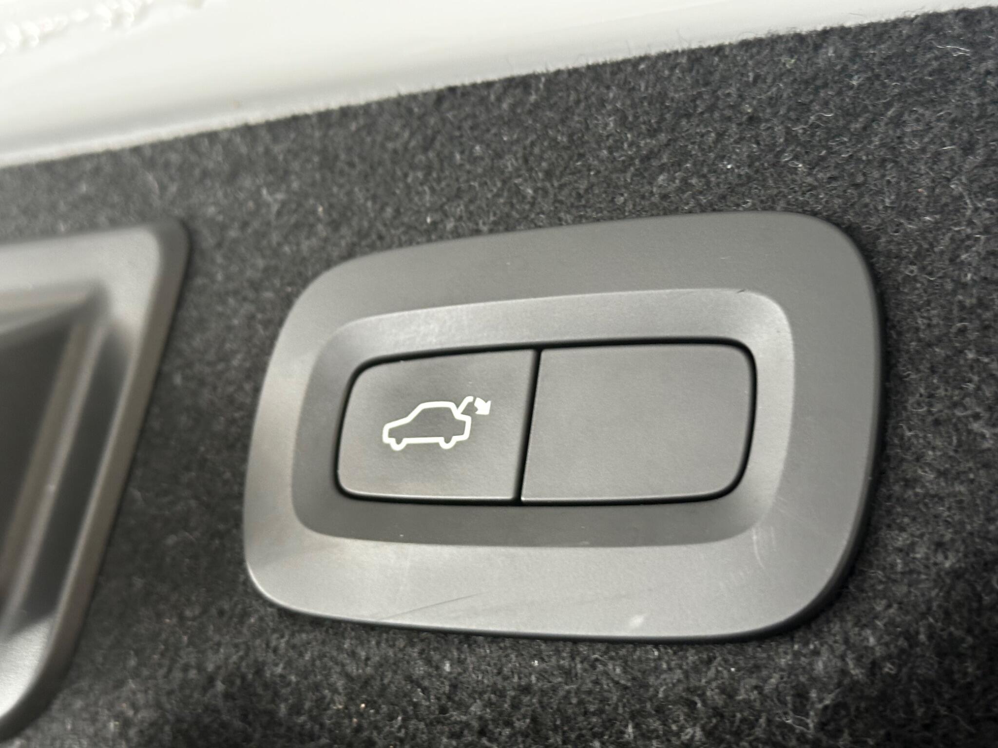 Used Volvo S90