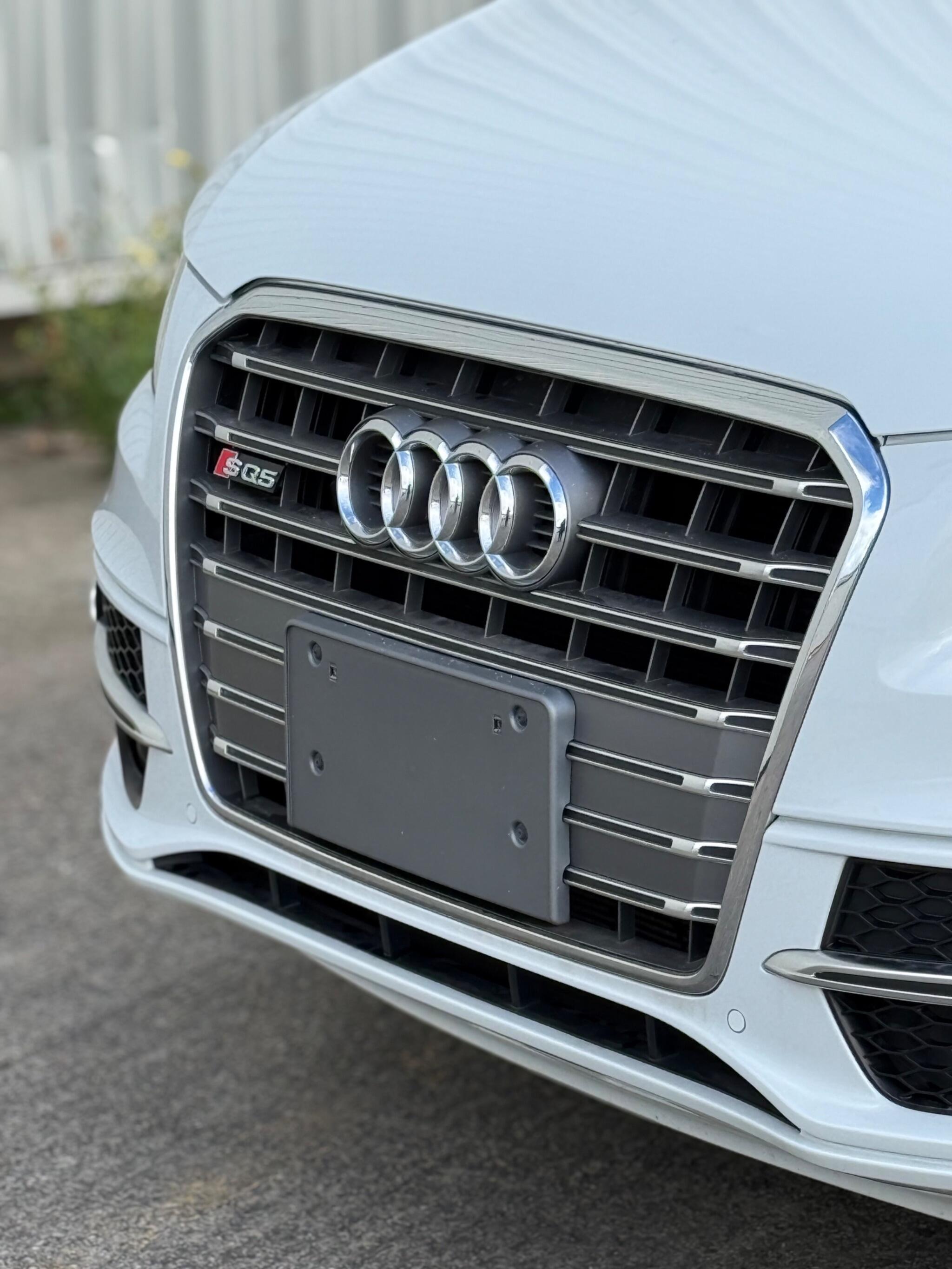 Audi SQ5 - Image 13