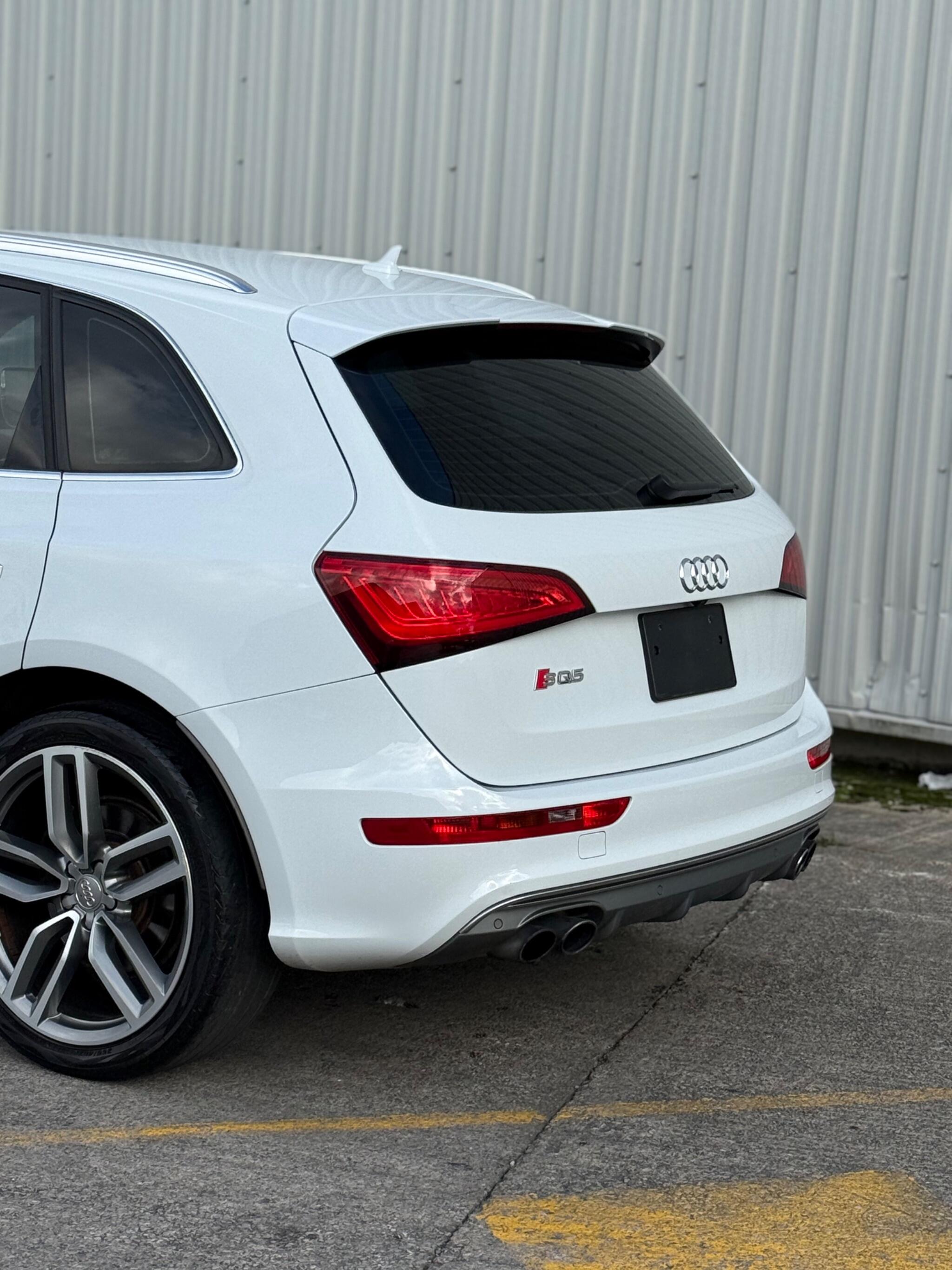 Audi SQ5 - Image 17