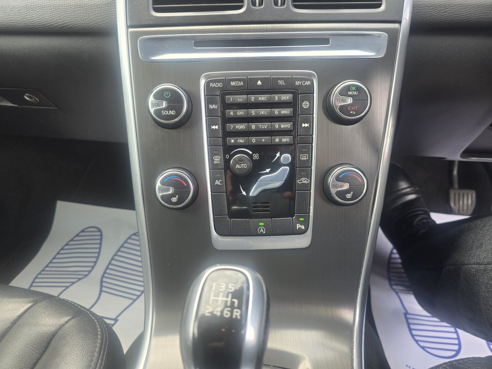 Volvo XC60 - Image 14