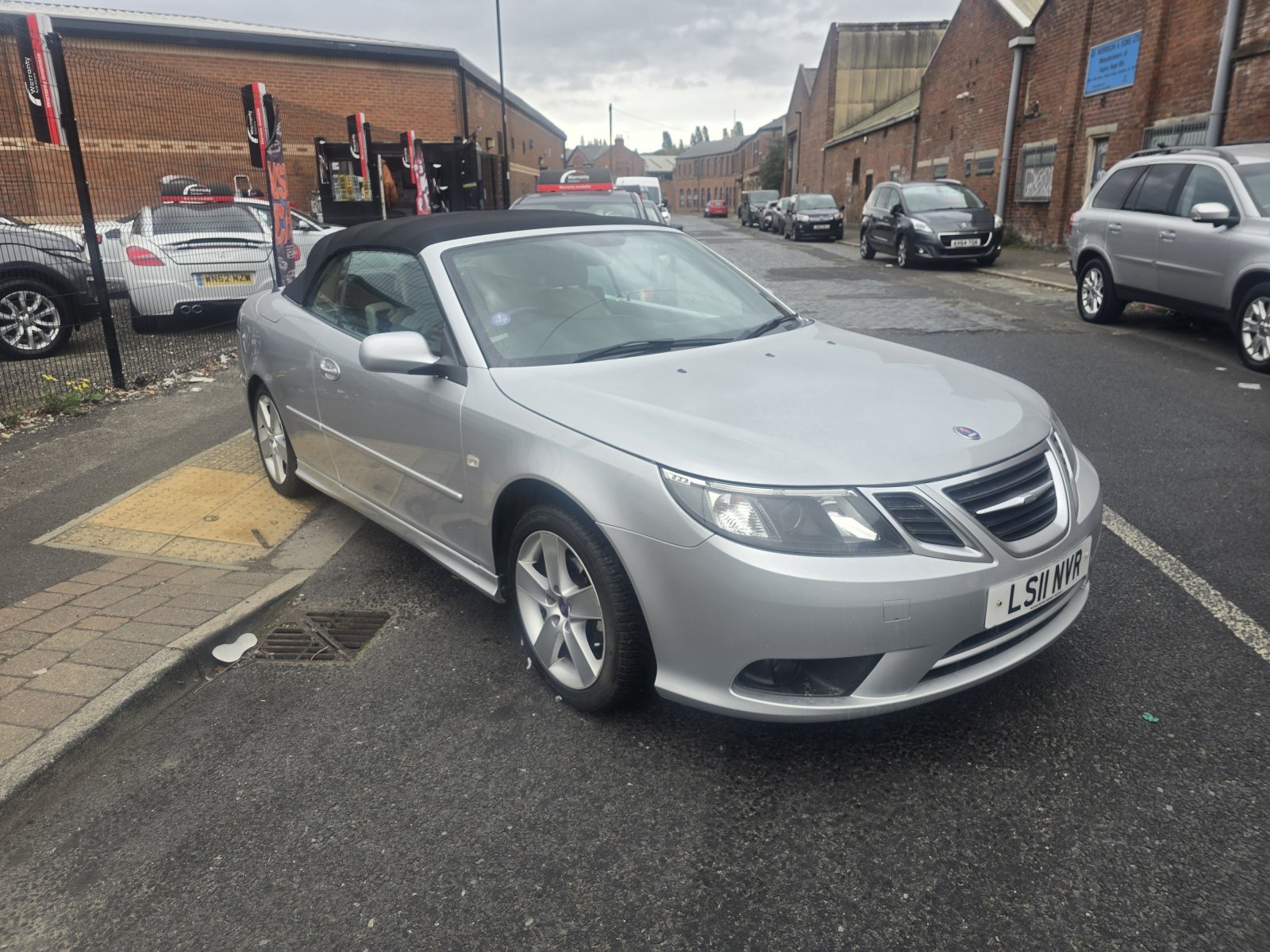 Saab 9-3 - Image 16