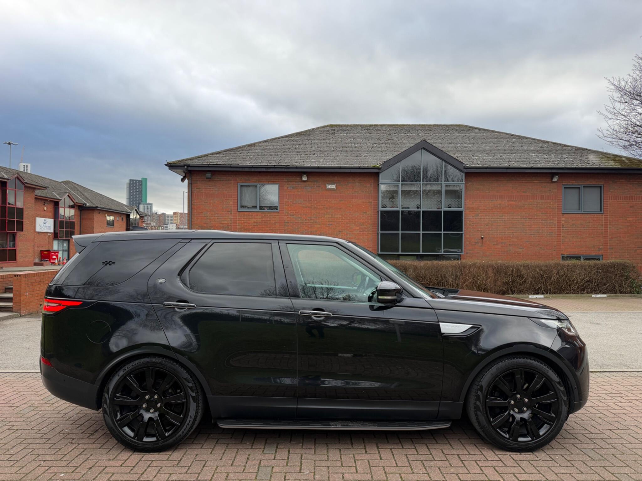 Land Rover Discovery - Image 5