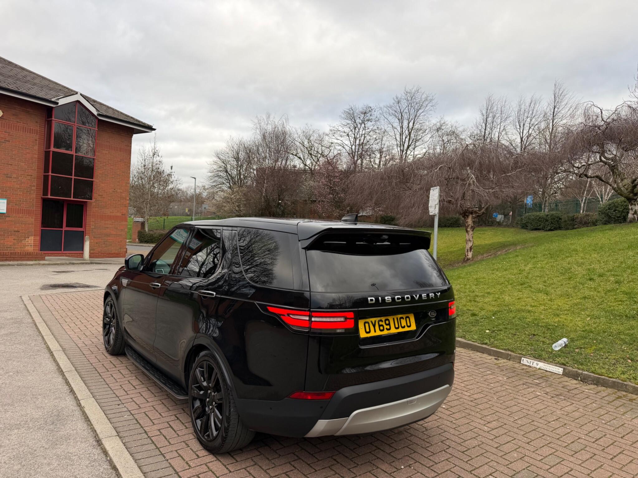Land Rover Discovery - Image 9