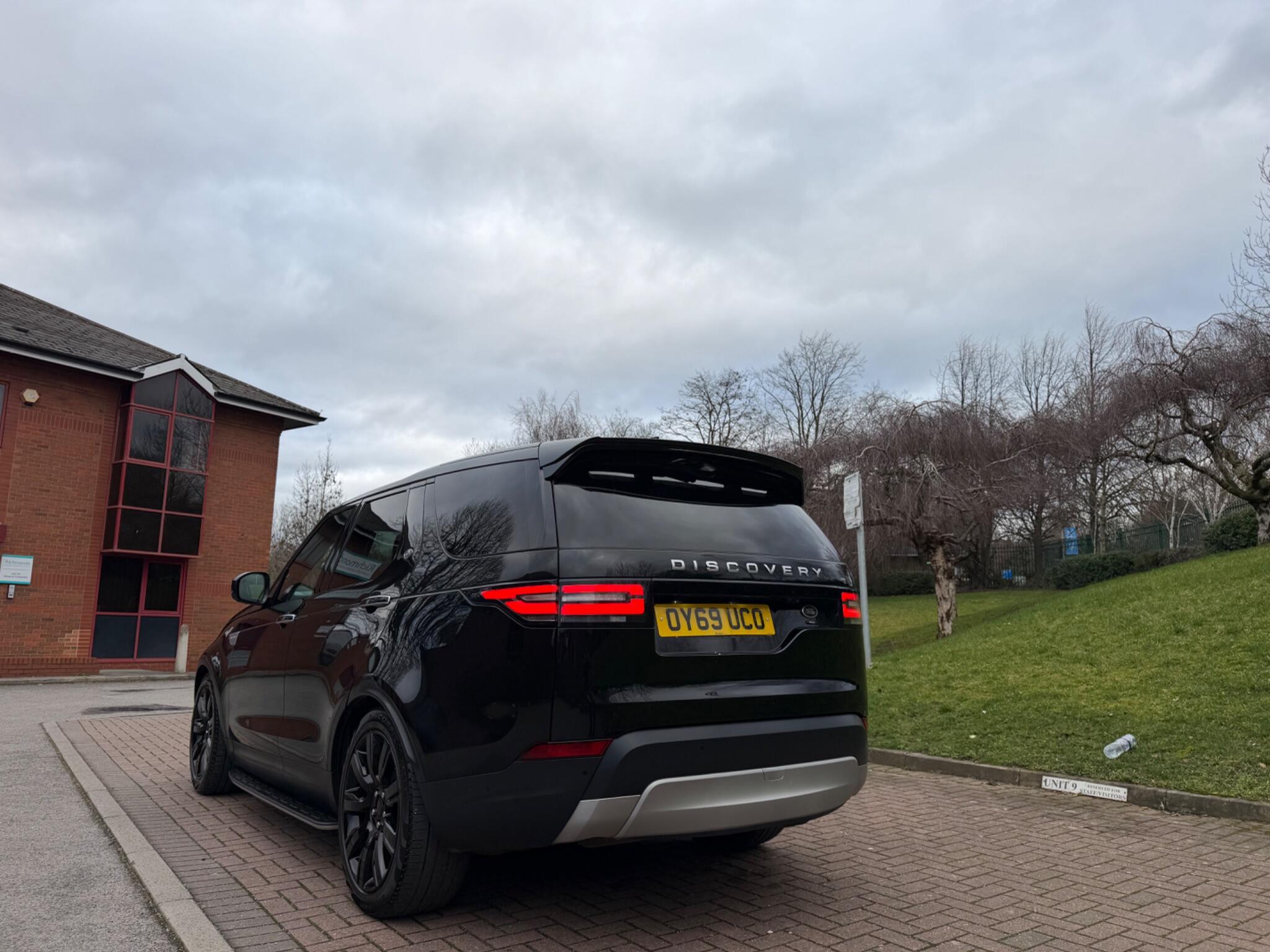 Land Rover Discovery - Image 11