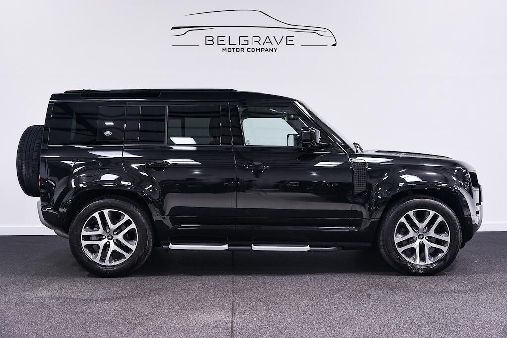Land Rover Defender 110