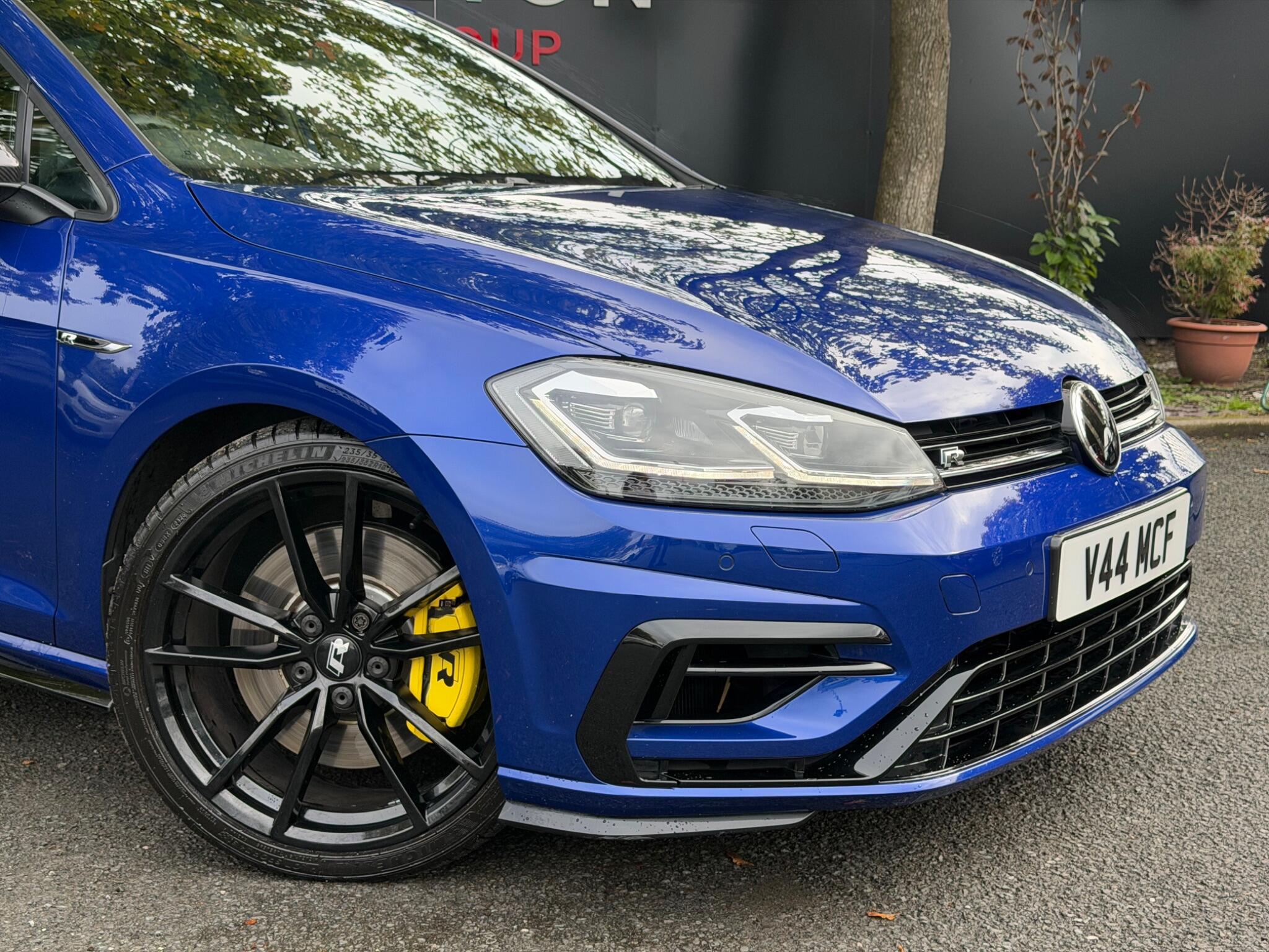 Volkswagen Golf - Image 4