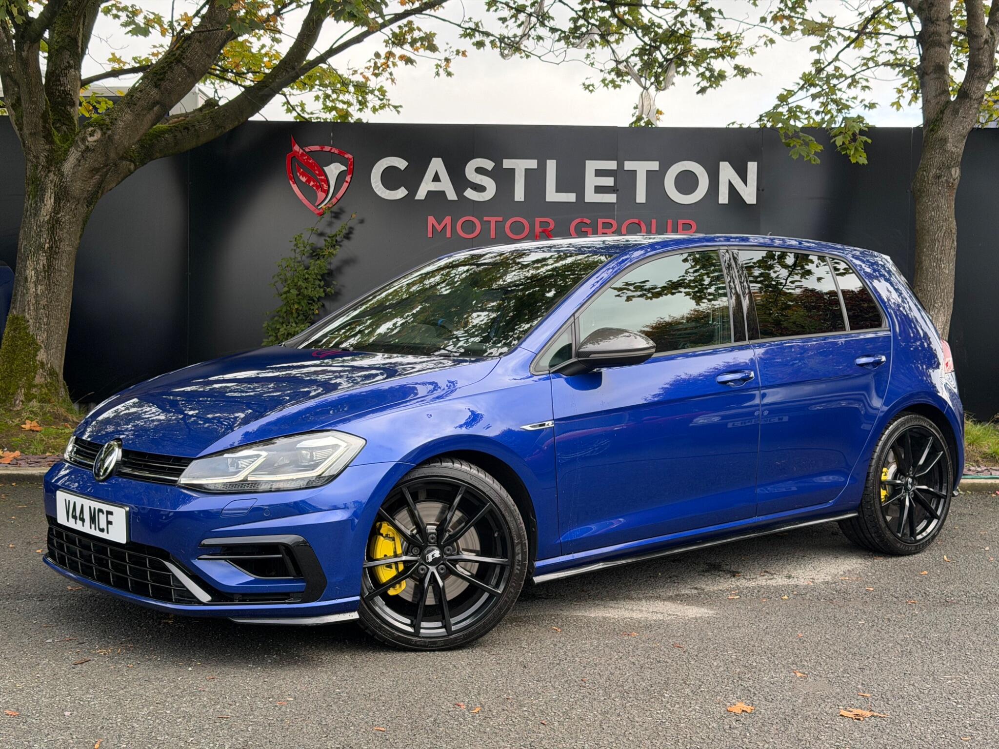 Volkswagen Golf - Image 10
