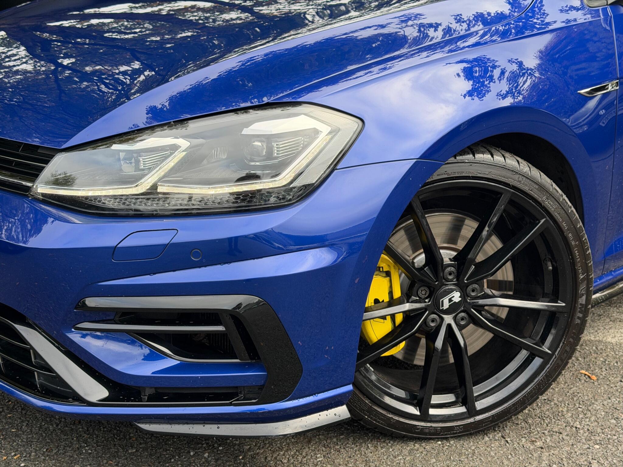Volkswagen Golf - Image 12