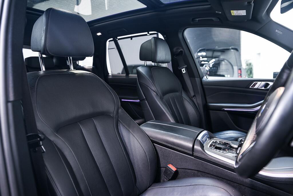 BMW X5 - Image 12