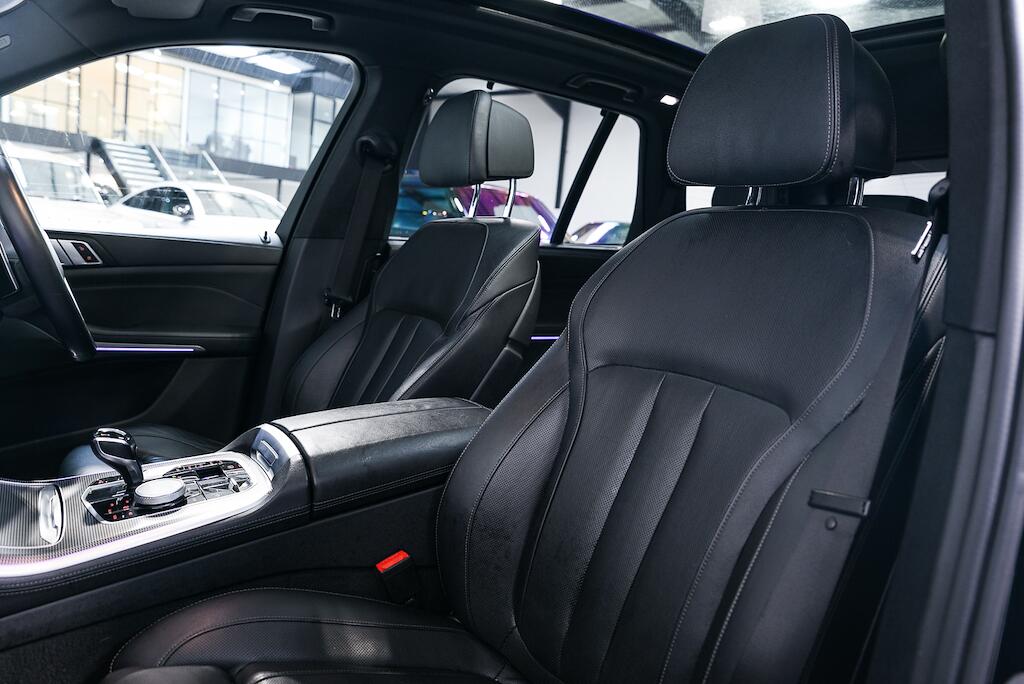 BMW X5 - Image 14