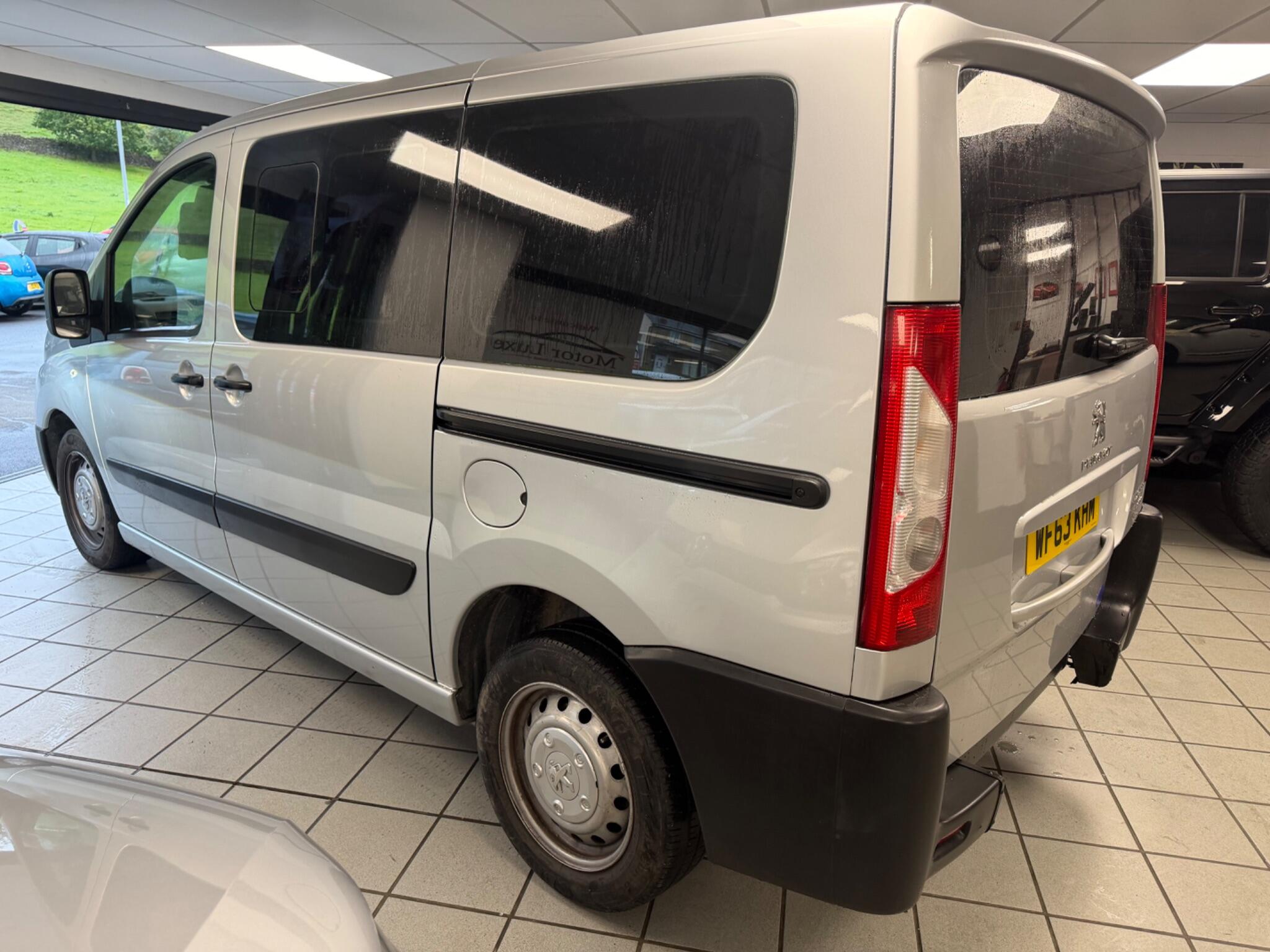 Peugeot Expert Tepee - Image 5