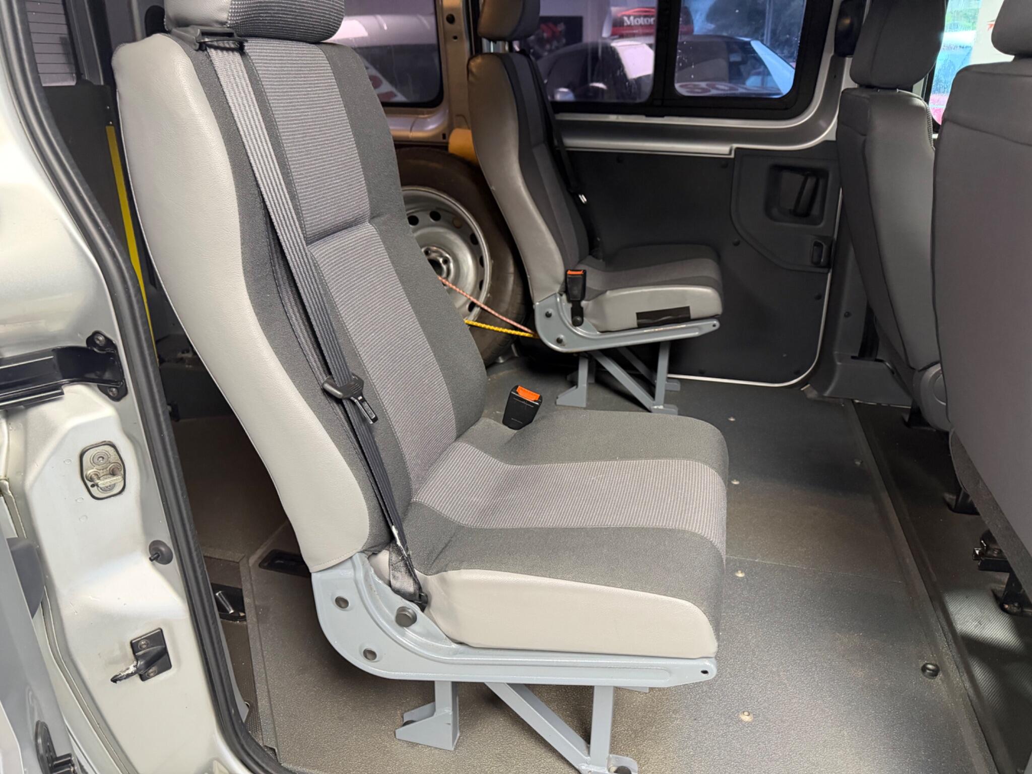 Peugeot Expert Tepee - Image 15