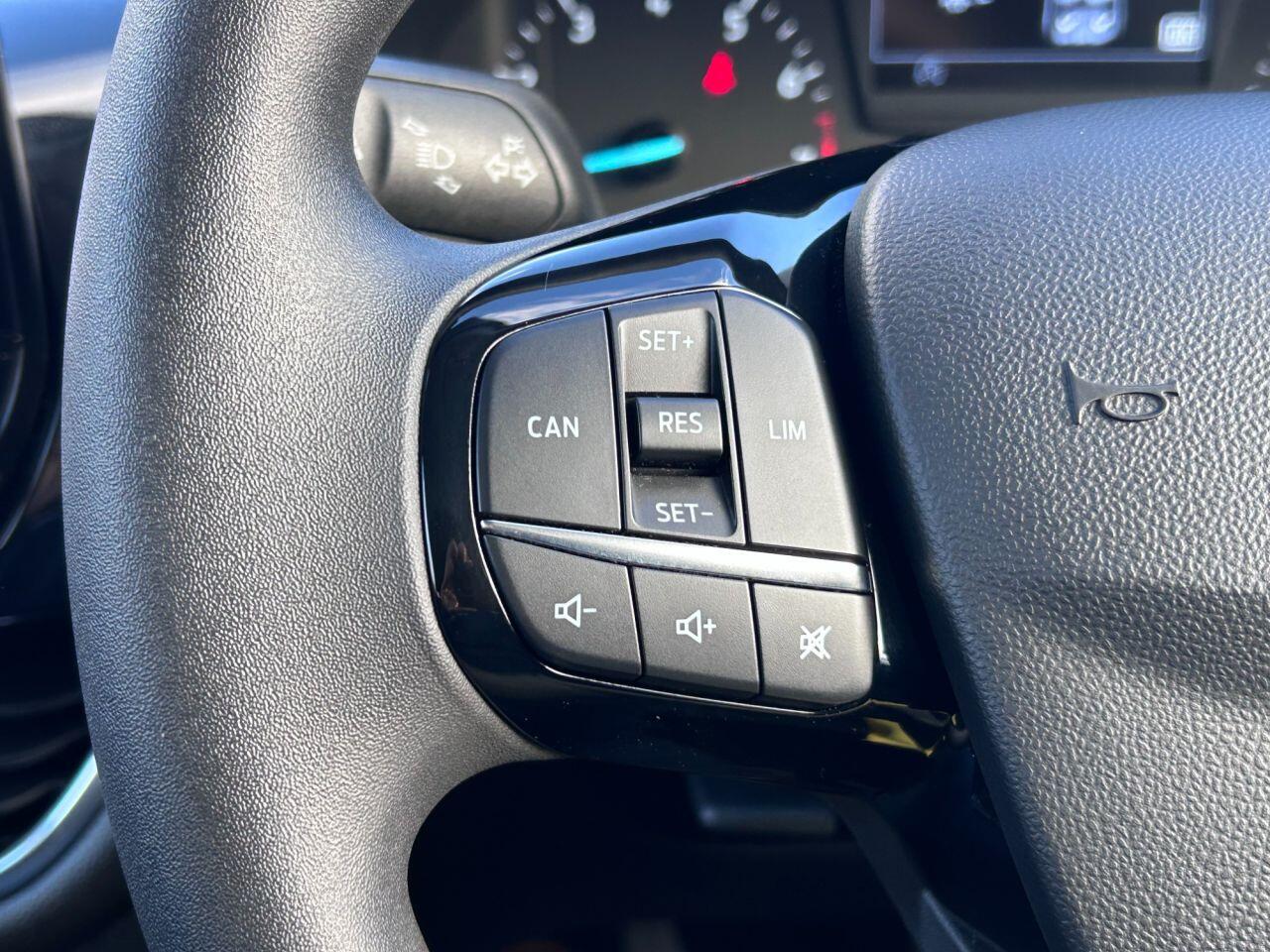 Ford Fiesta - Image 14