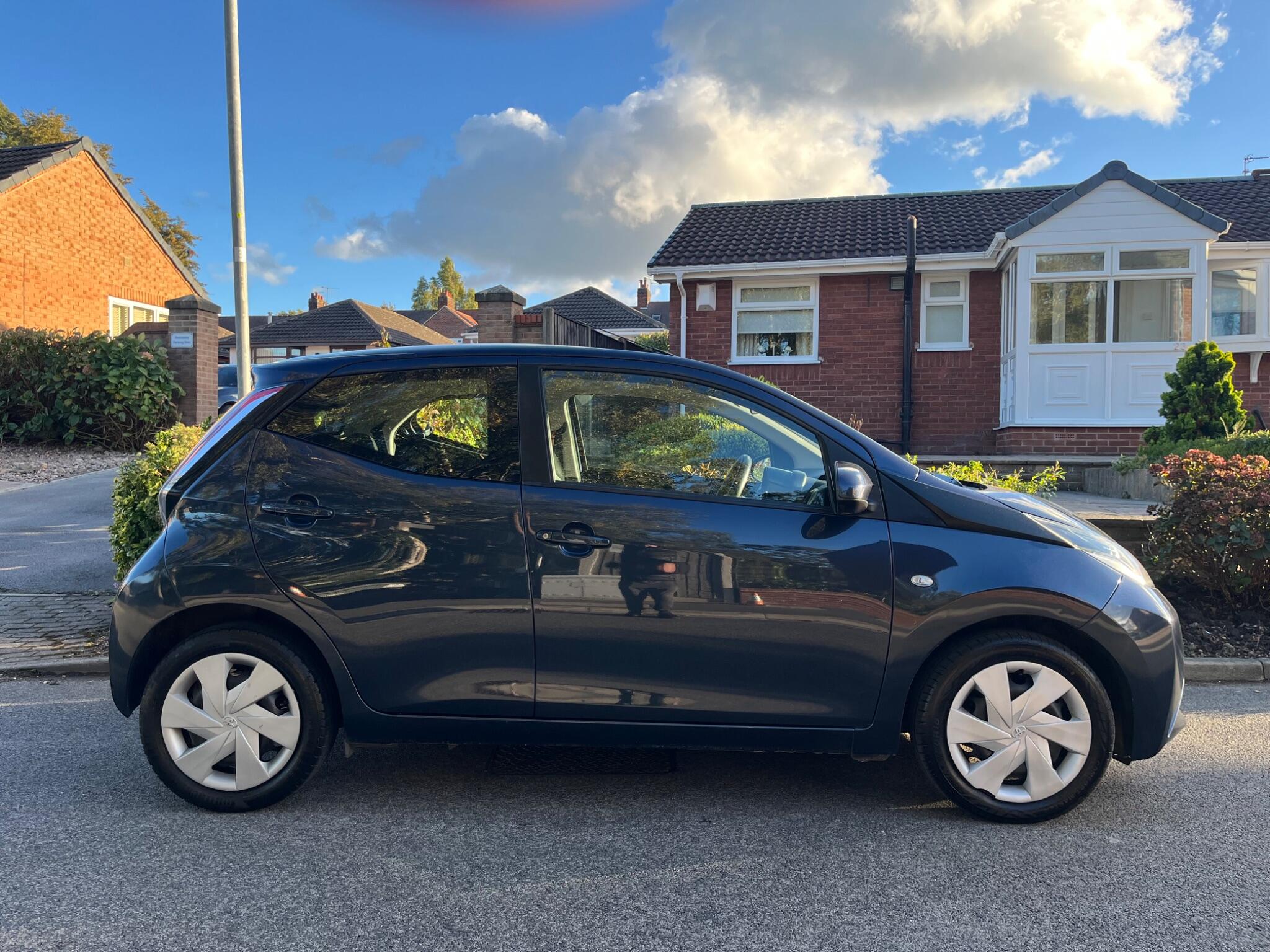 Toyota Aygo - Image 12