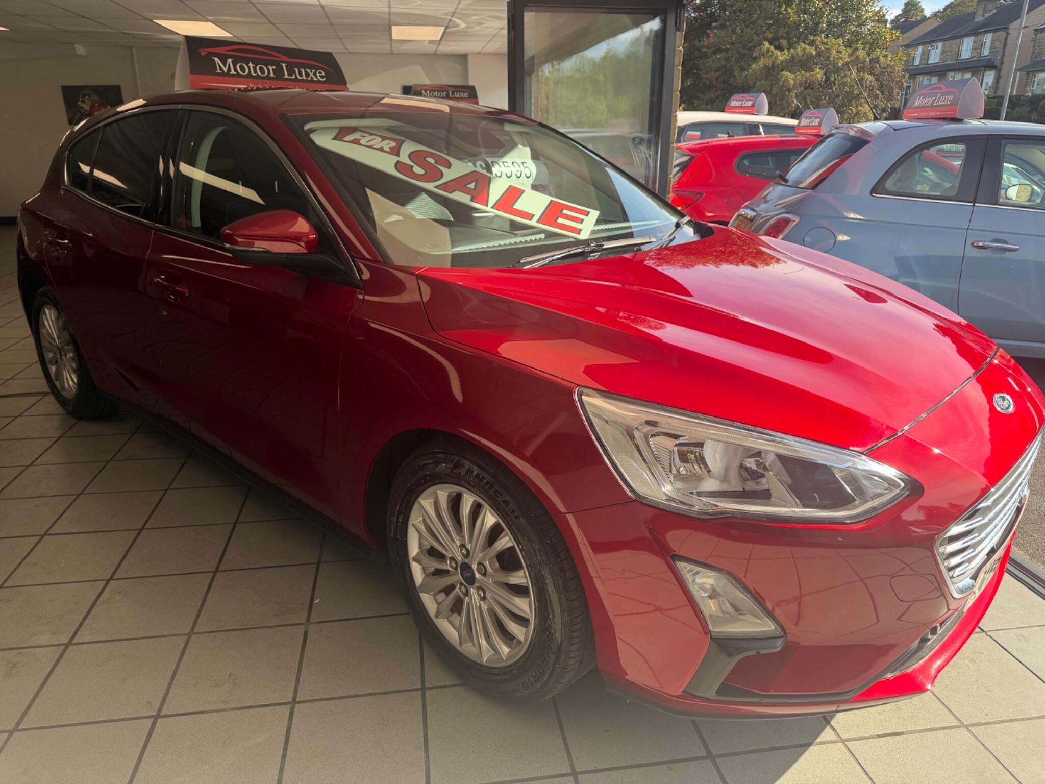 Ford Focus - Image 20