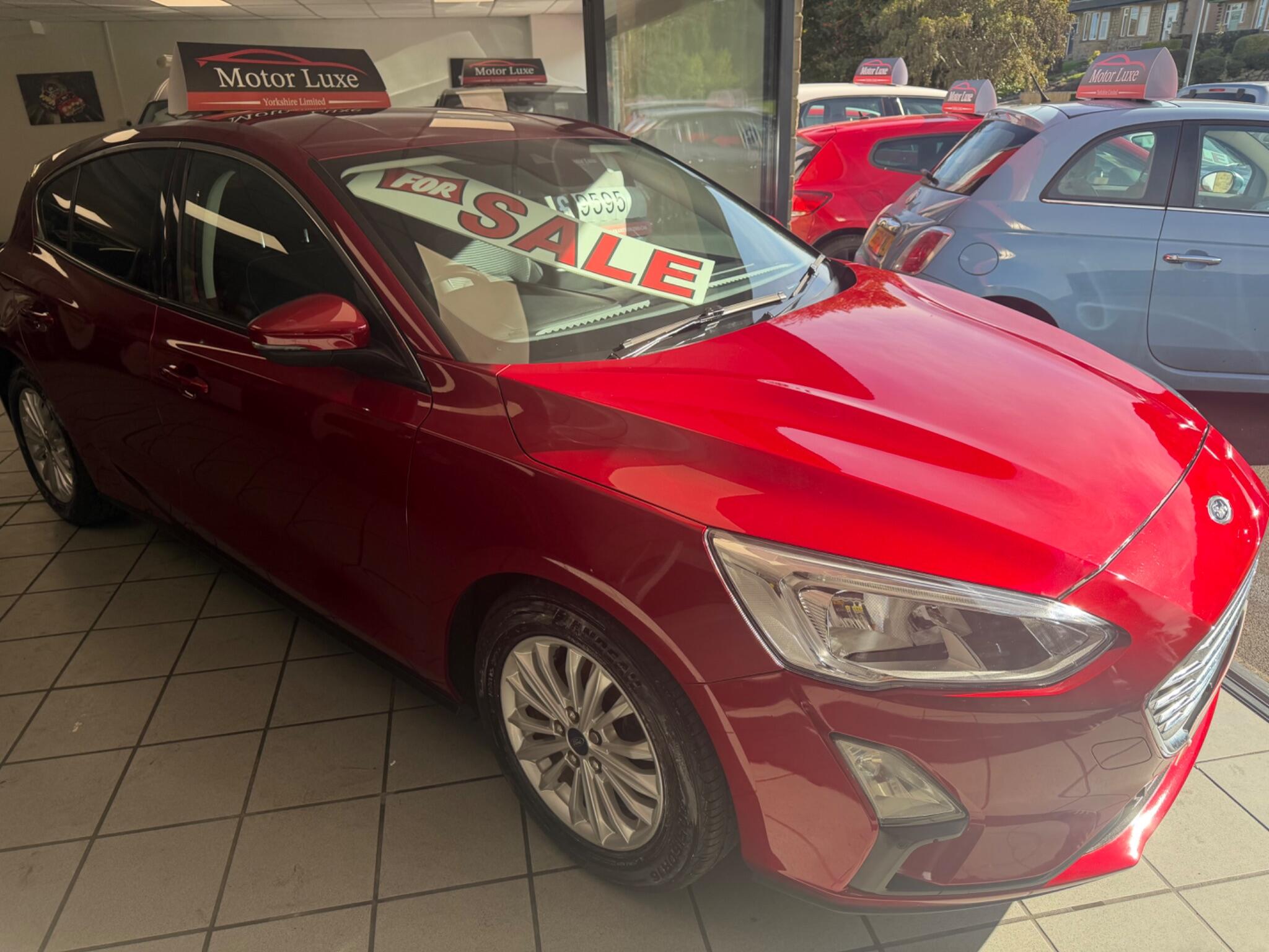 Ford Focus - Image 17