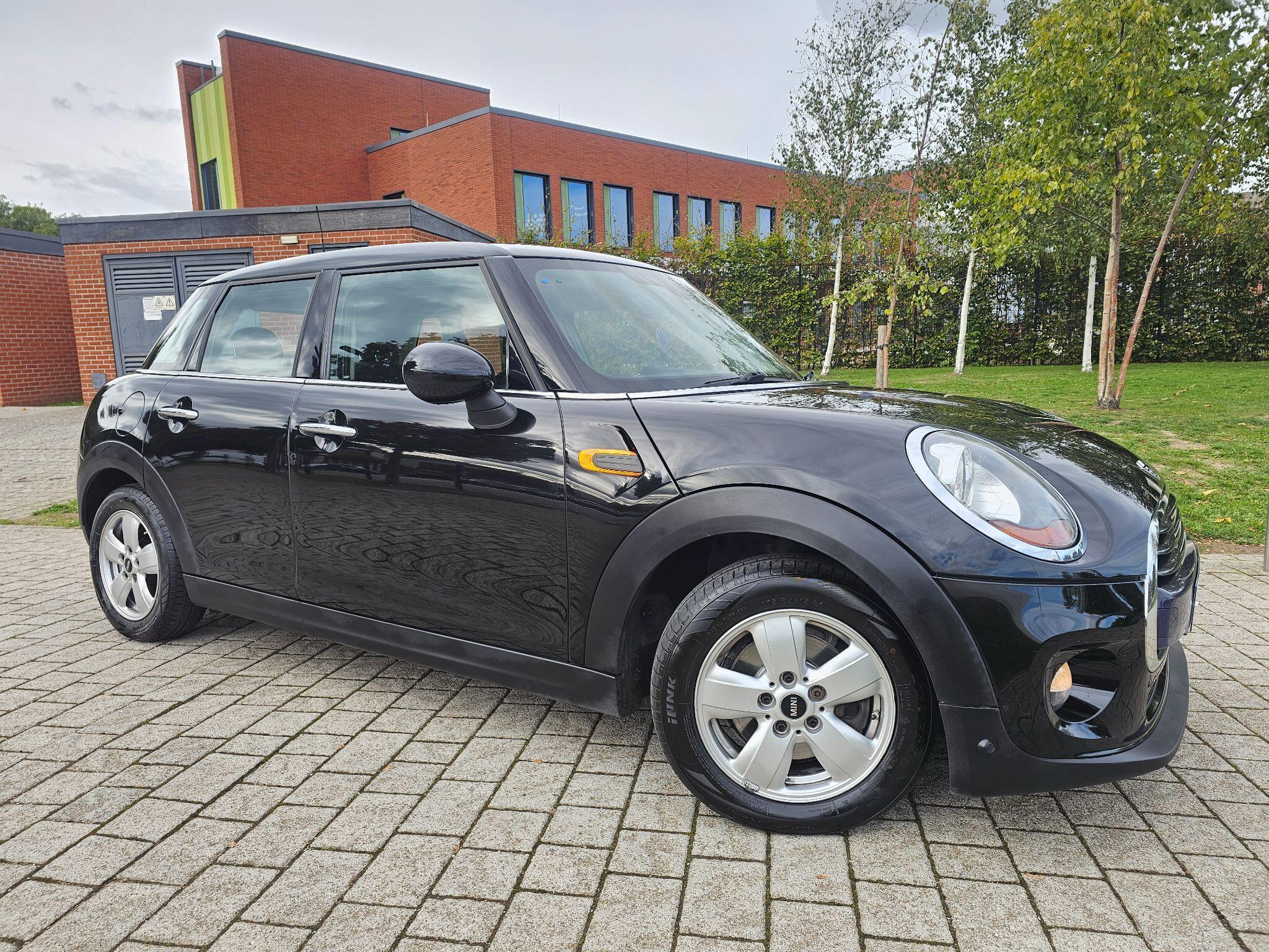 MINI Hatch
