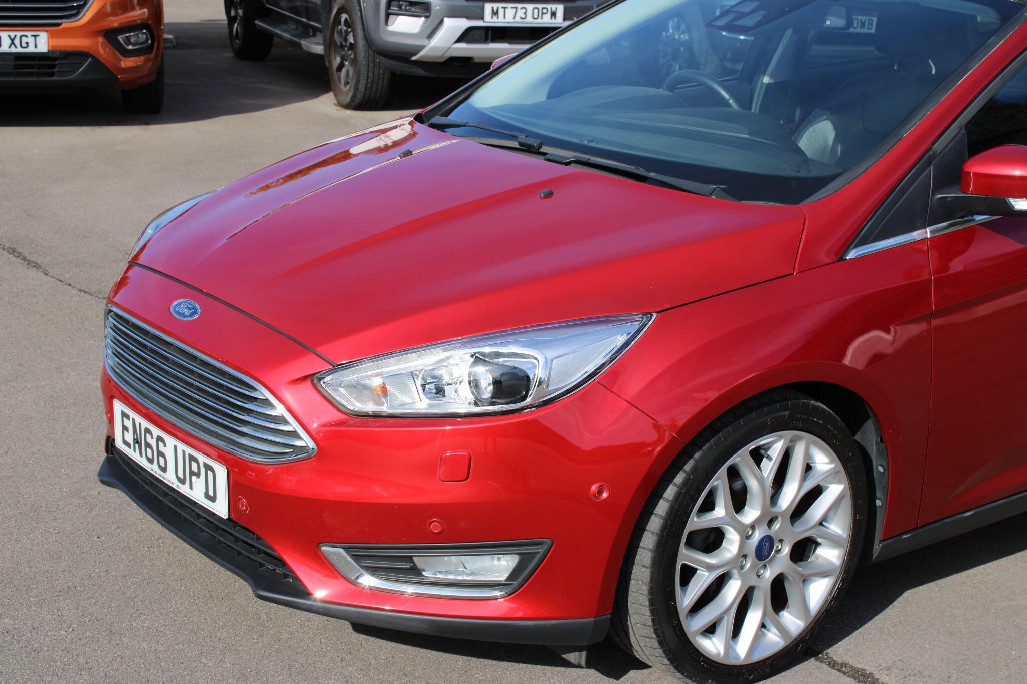 Ford Focus - Image 3