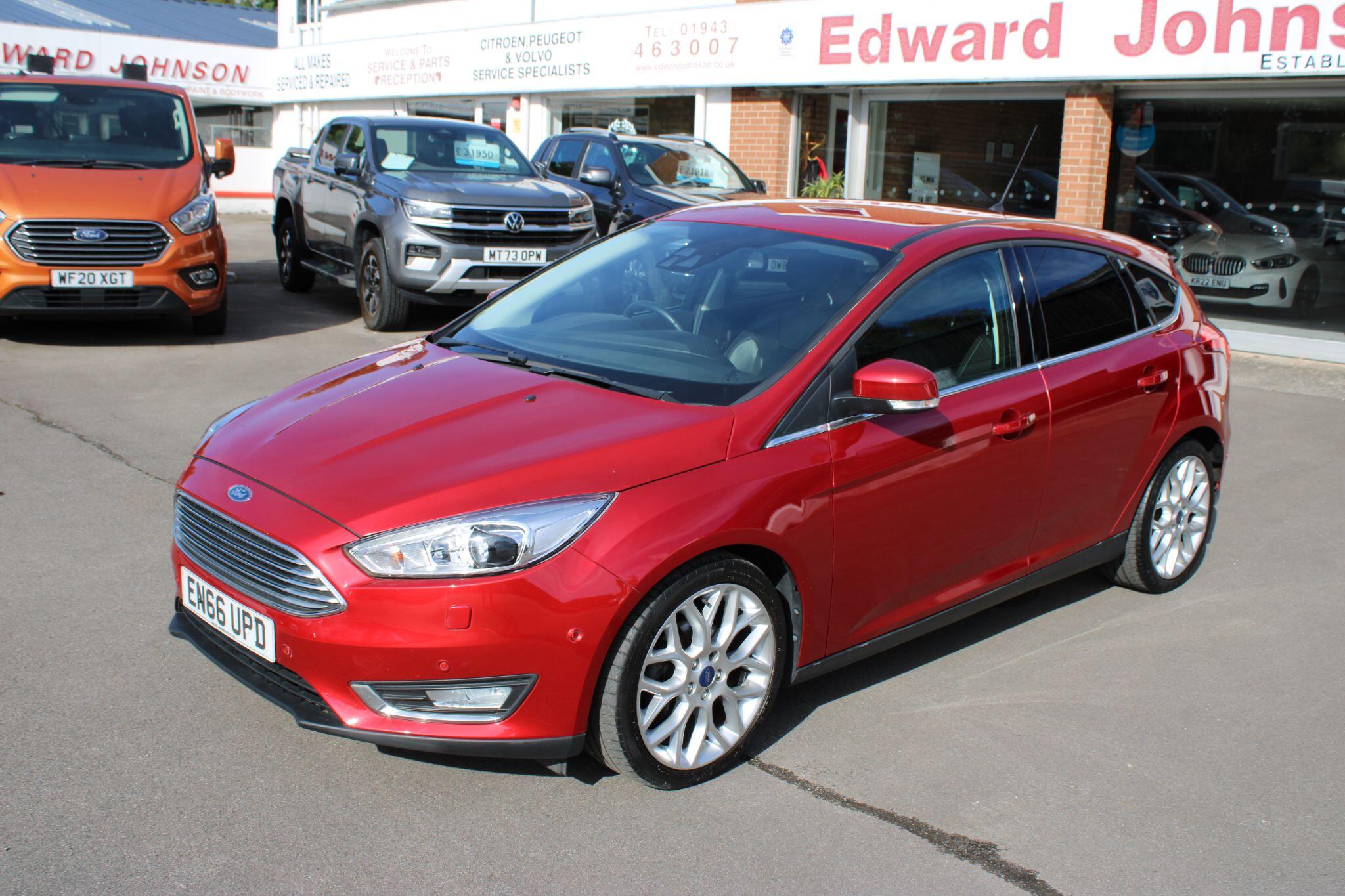 Ford Focus - Image 11
