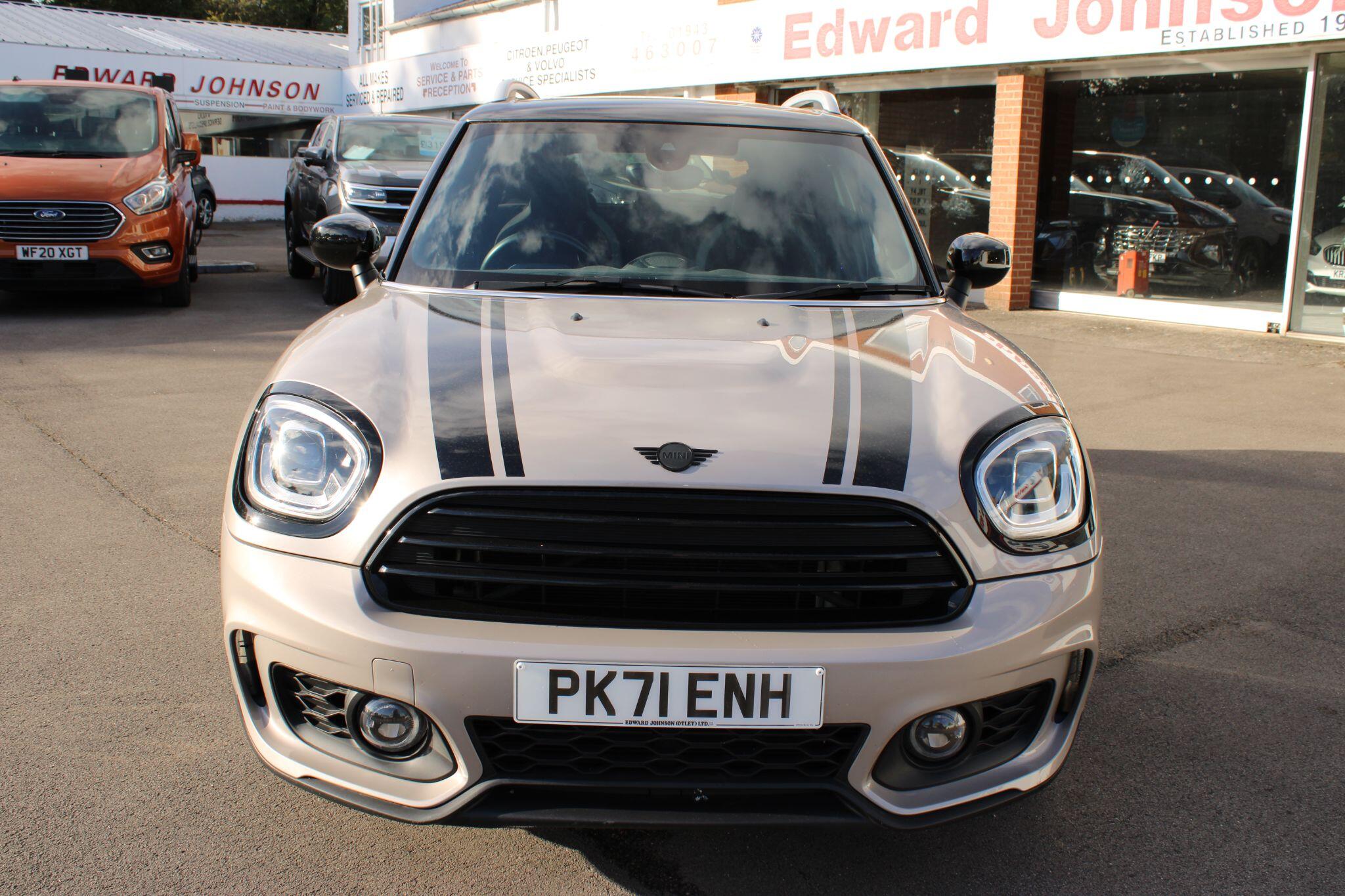 MINI Countryman - Image 2