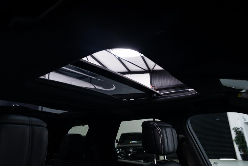 Land Rover Discovery - Image 5