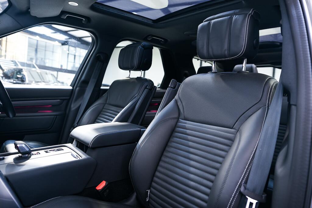 Land Rover Discovery - Image 13