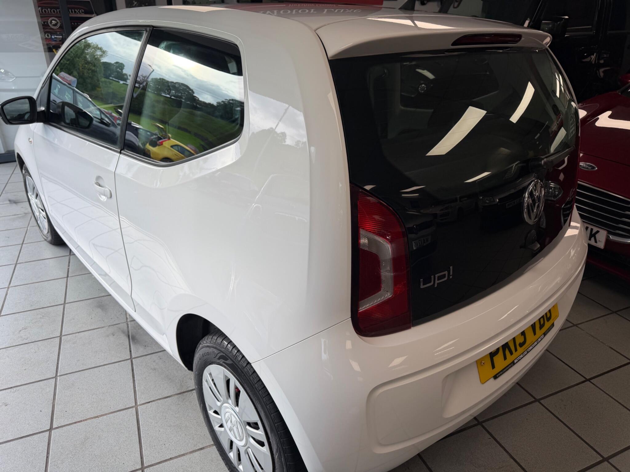 Volkswagen up! - Image 8
