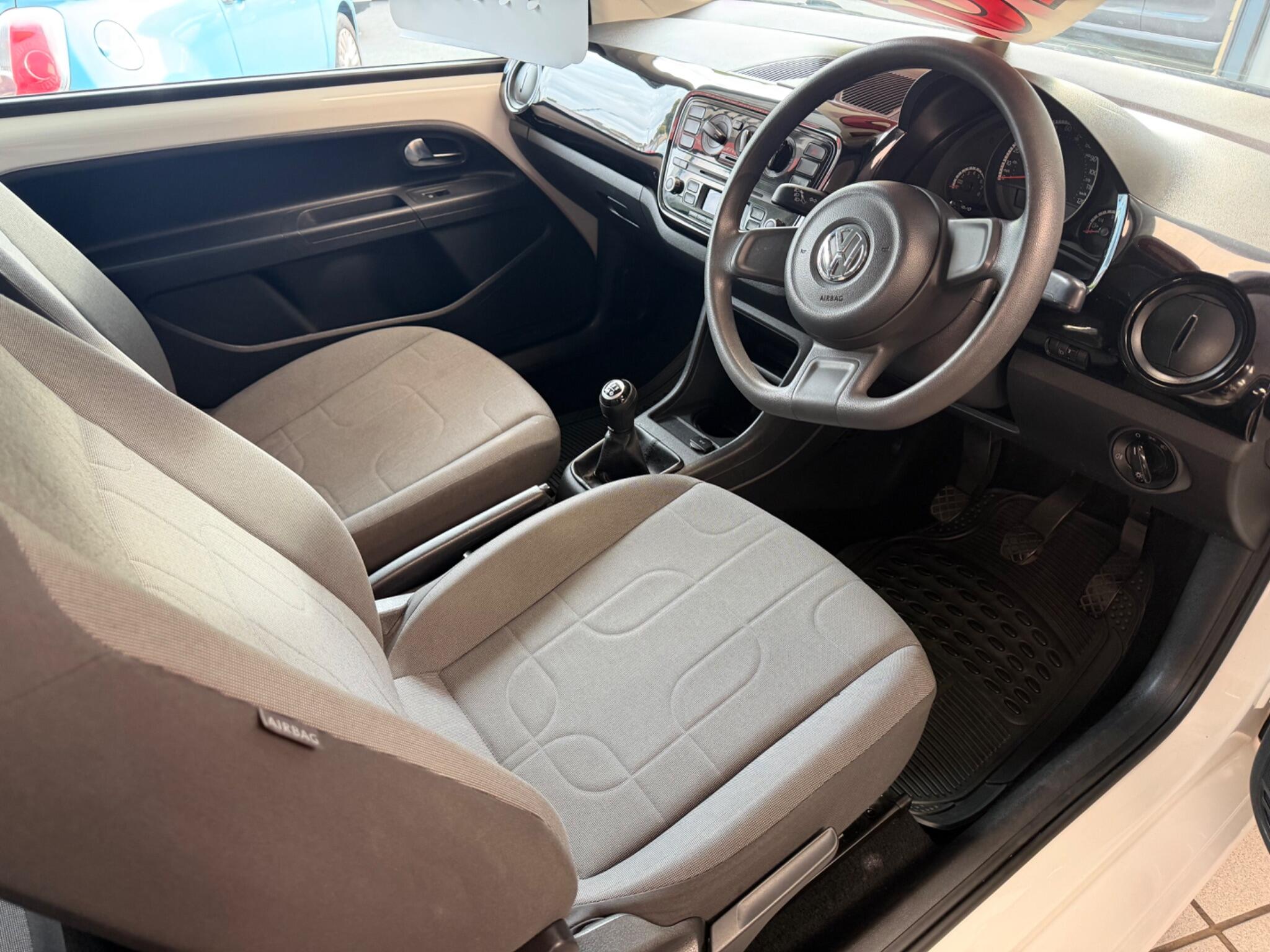 Volkswagen up! - Image 16